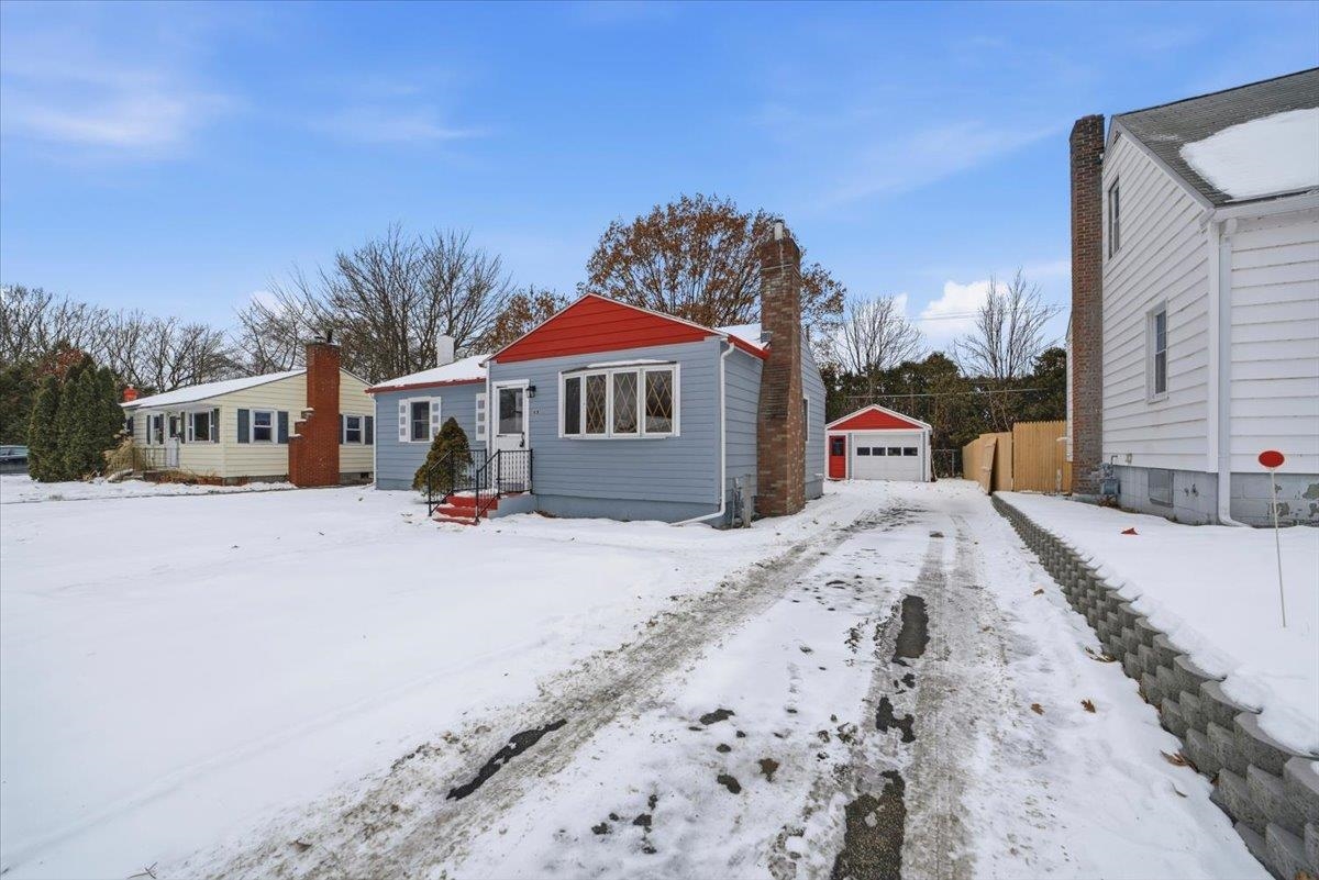 Homes for sale in Burlington, VT | 68 Leonard St, Burlington, VT 05408 | MLS# 5073565