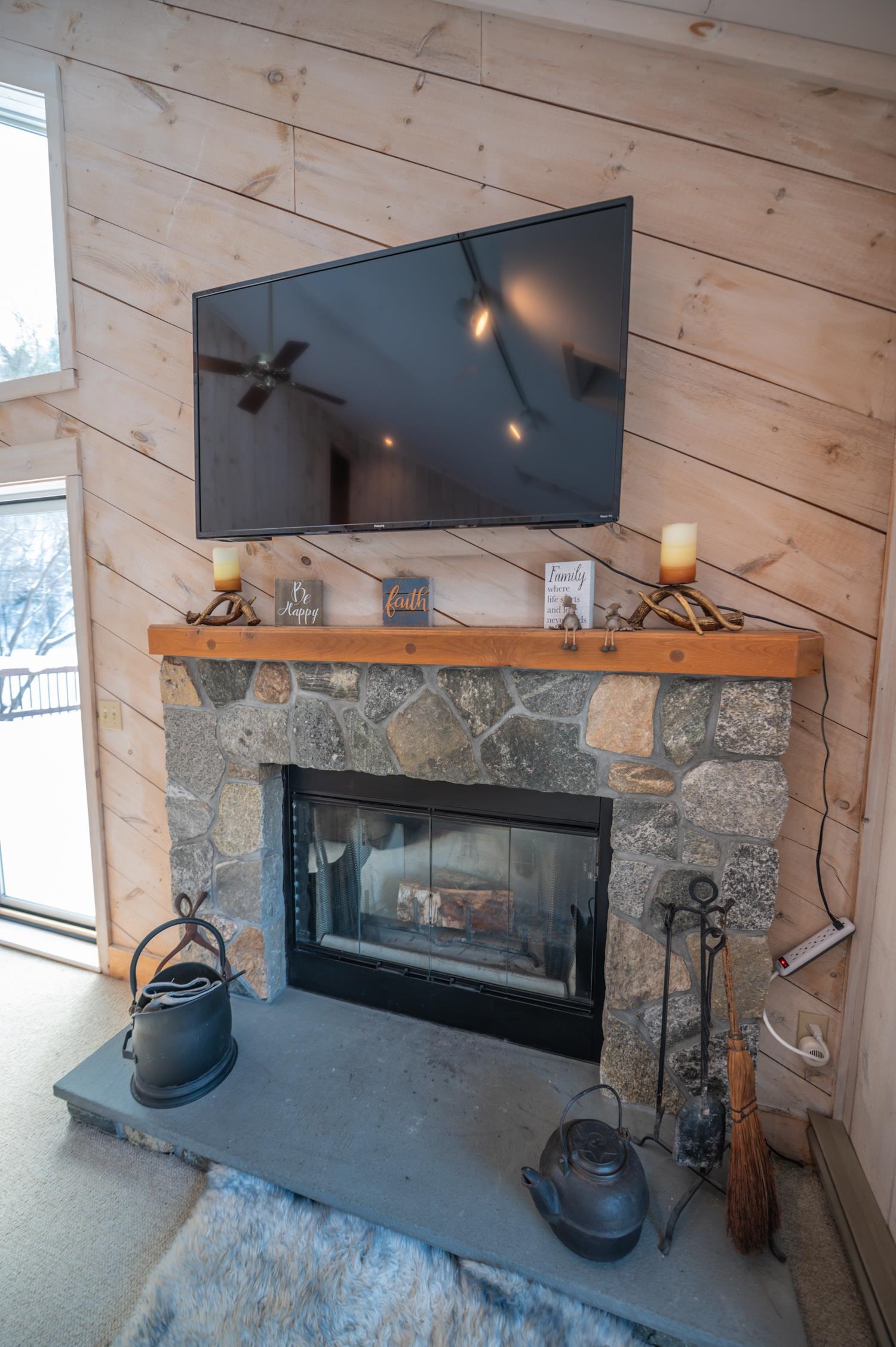 Homes for sale in Dover, VT | 12 Colonial Ridge Rd, Dover, VT 05356 | MLS# 5073570