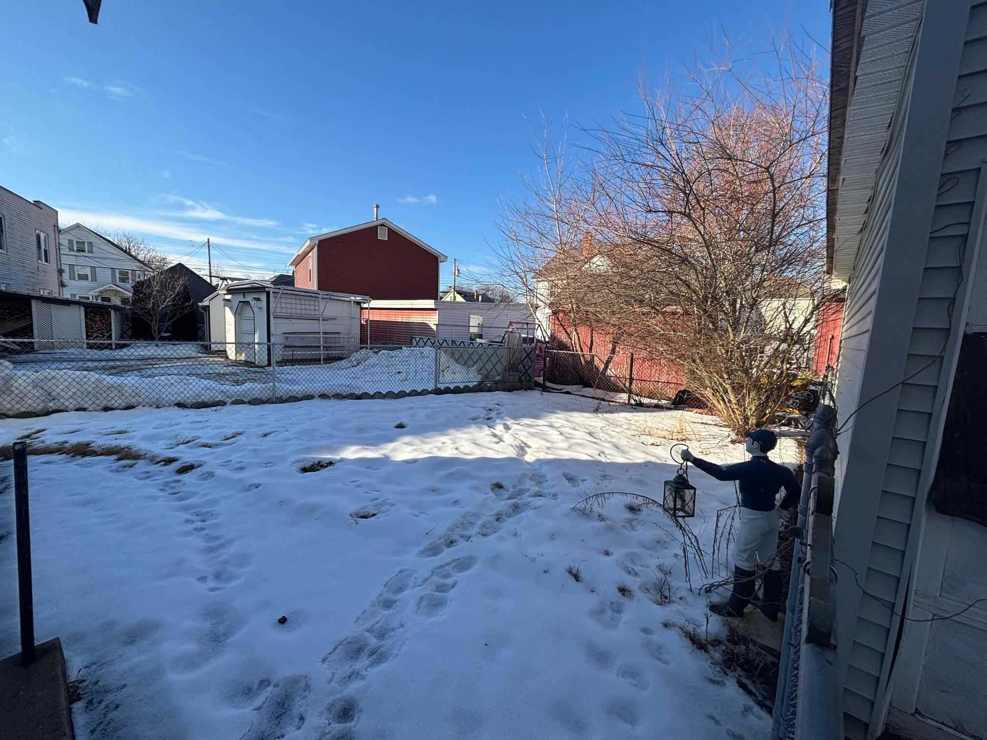 84 Bowers St, Nashua, NH 03060