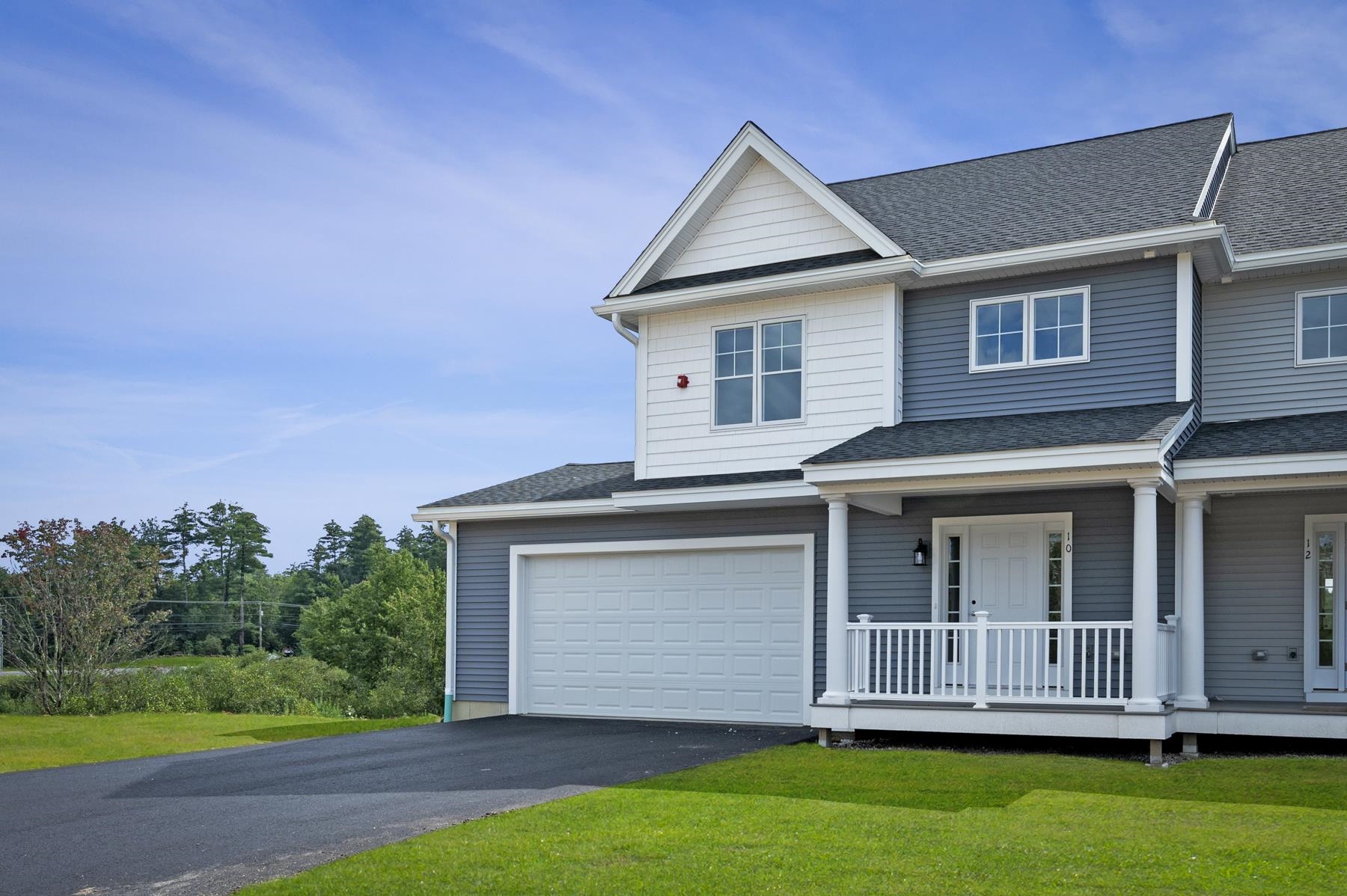 Homes for sale in Raymond, NH | 7 Autumn Ln, Raymond, NH 03077 | MLS# 5073703