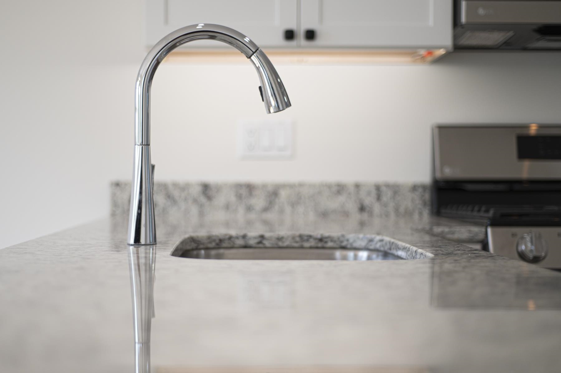 Homes for sale in Raymond, NH | 7 Autumn Ln, Raymond, NH 03077 | MLS# 5073703