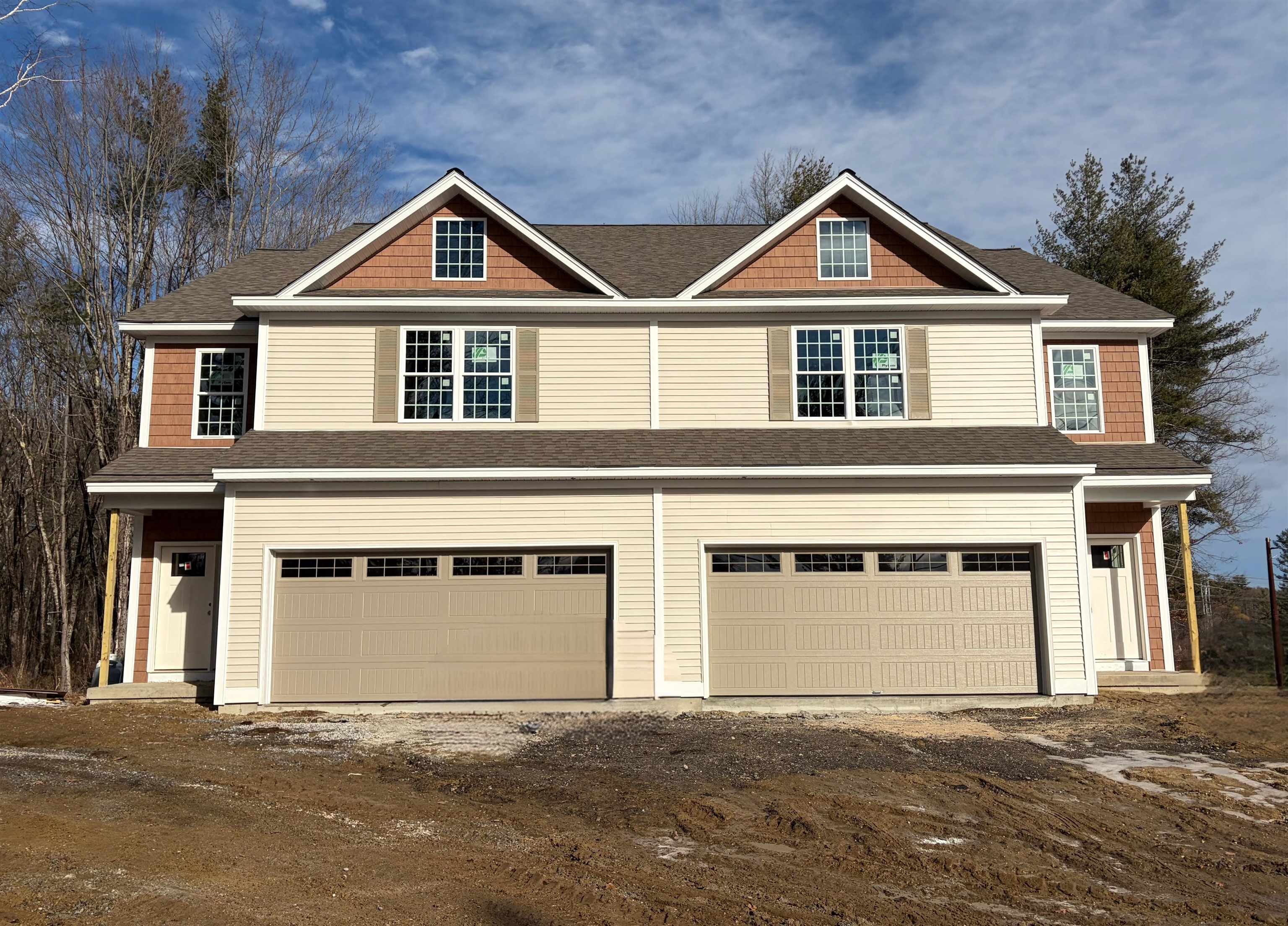 MLS 5073733: 9A York Road, Hudson NH