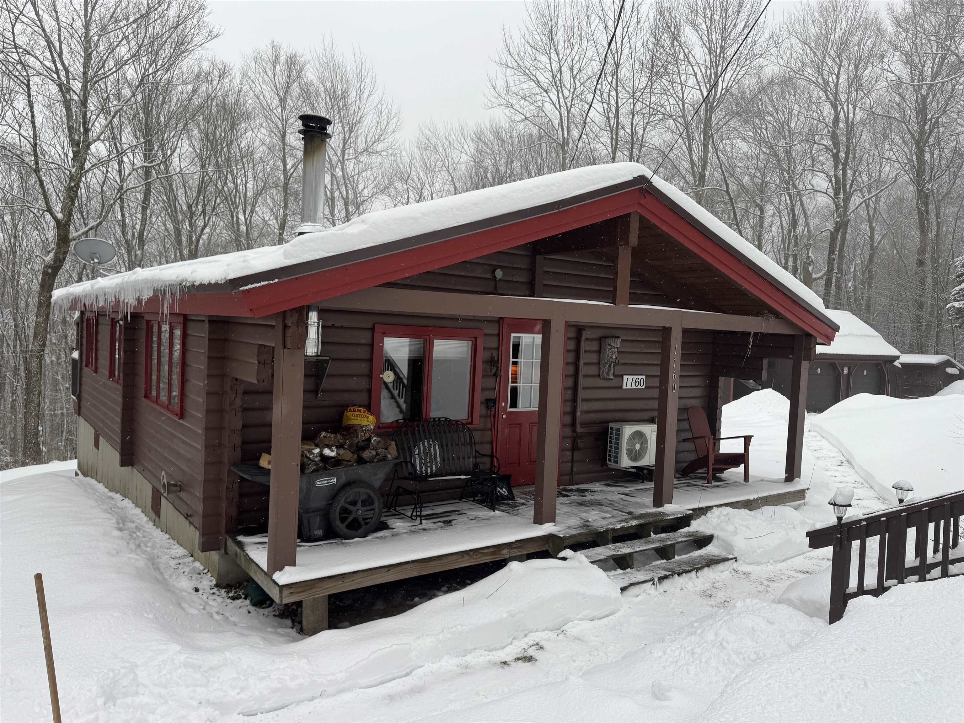 Homes for sale in Stamford, VT | 1160 Bergrucken Ln, Stamford, VT 05352 | MLS# 5073757