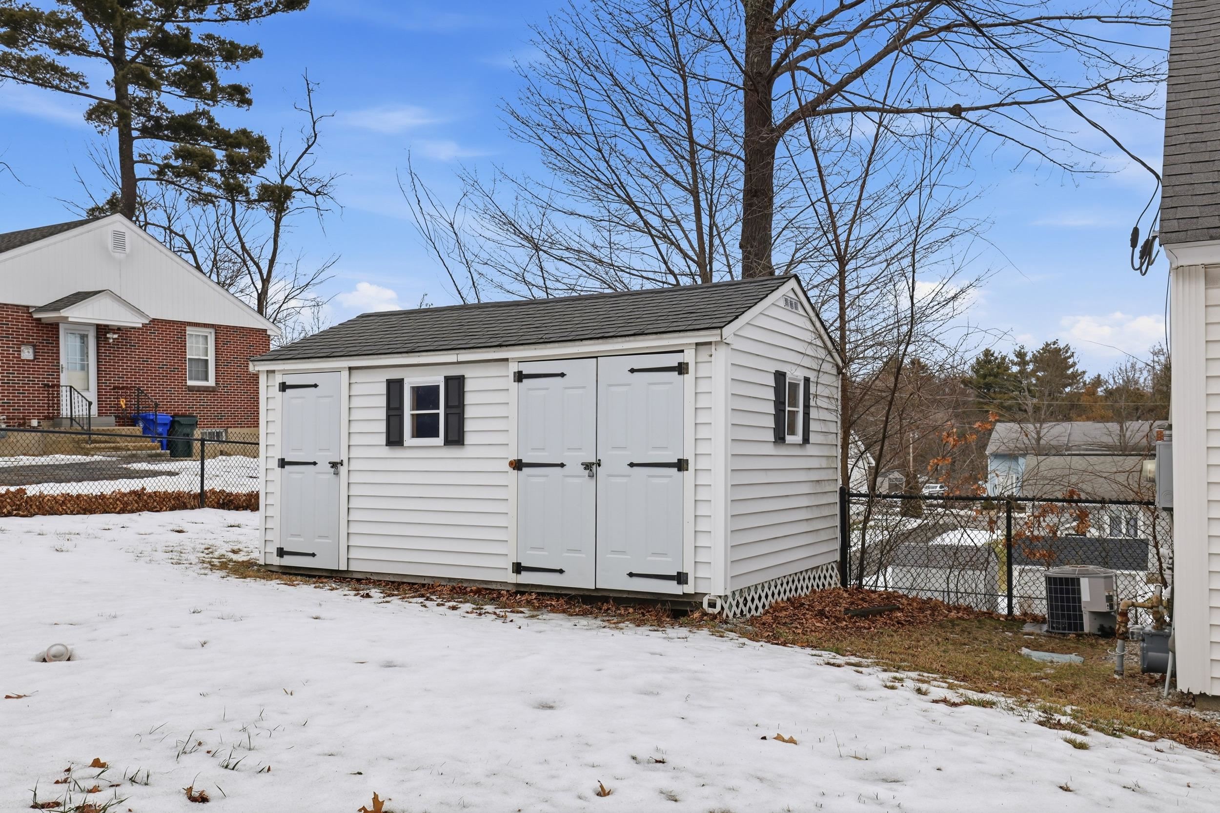 291 Mast Rd, Manchester, NH 03102