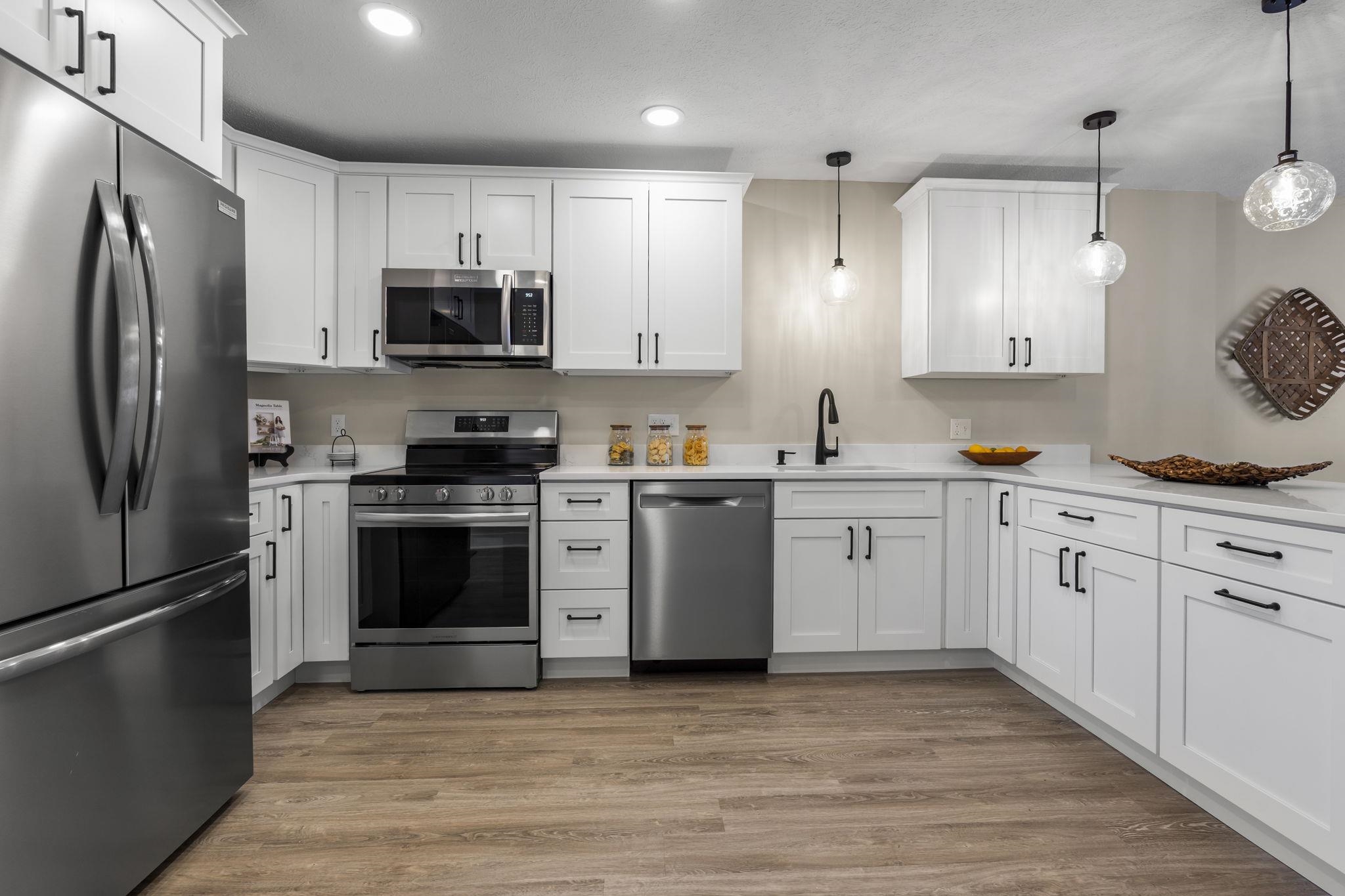 Homes for sale in Manchester, NH | 51 River Front Dr #3, Manchester, NH 03102 | MLS# 5073903