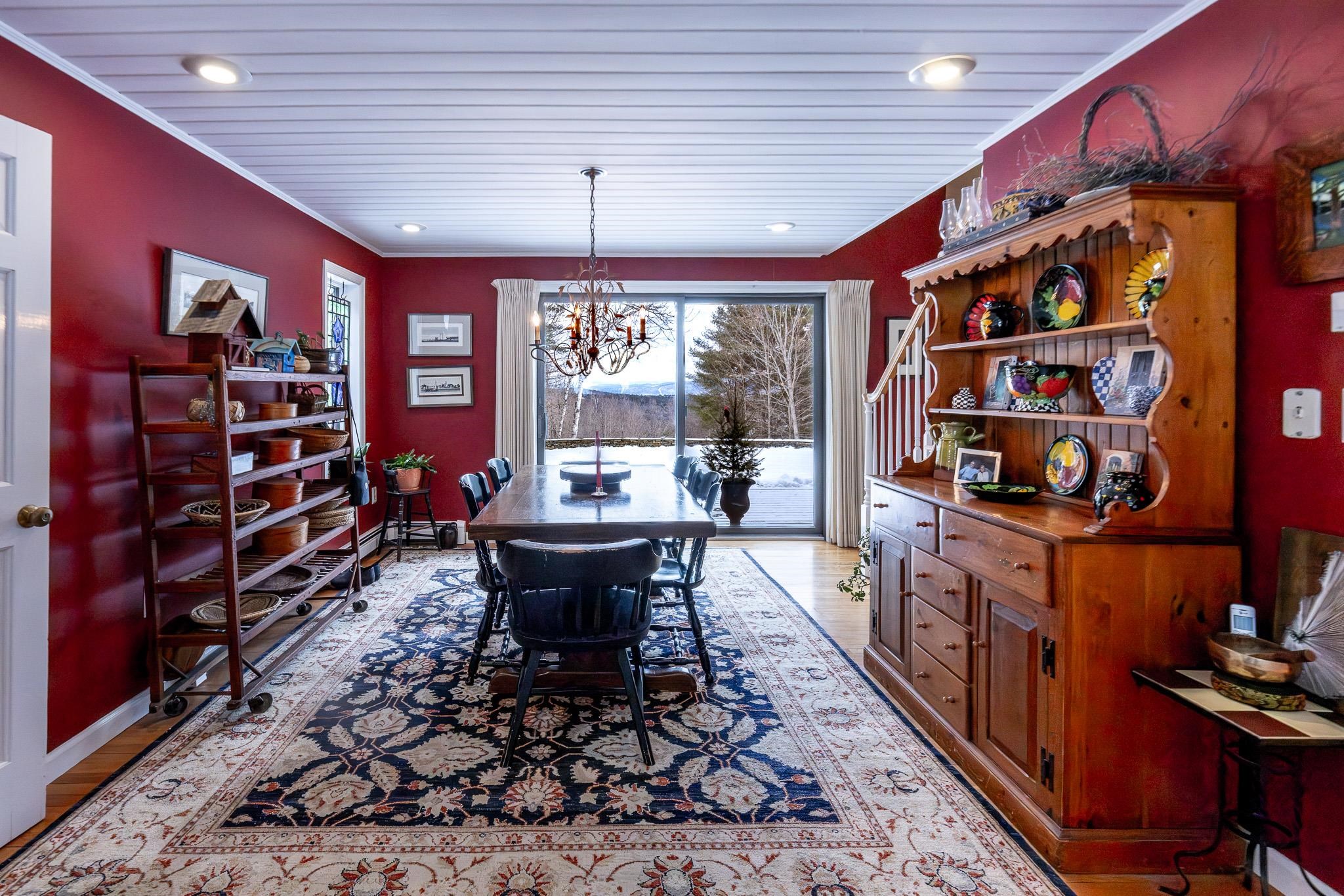 Dining with a View 24604418