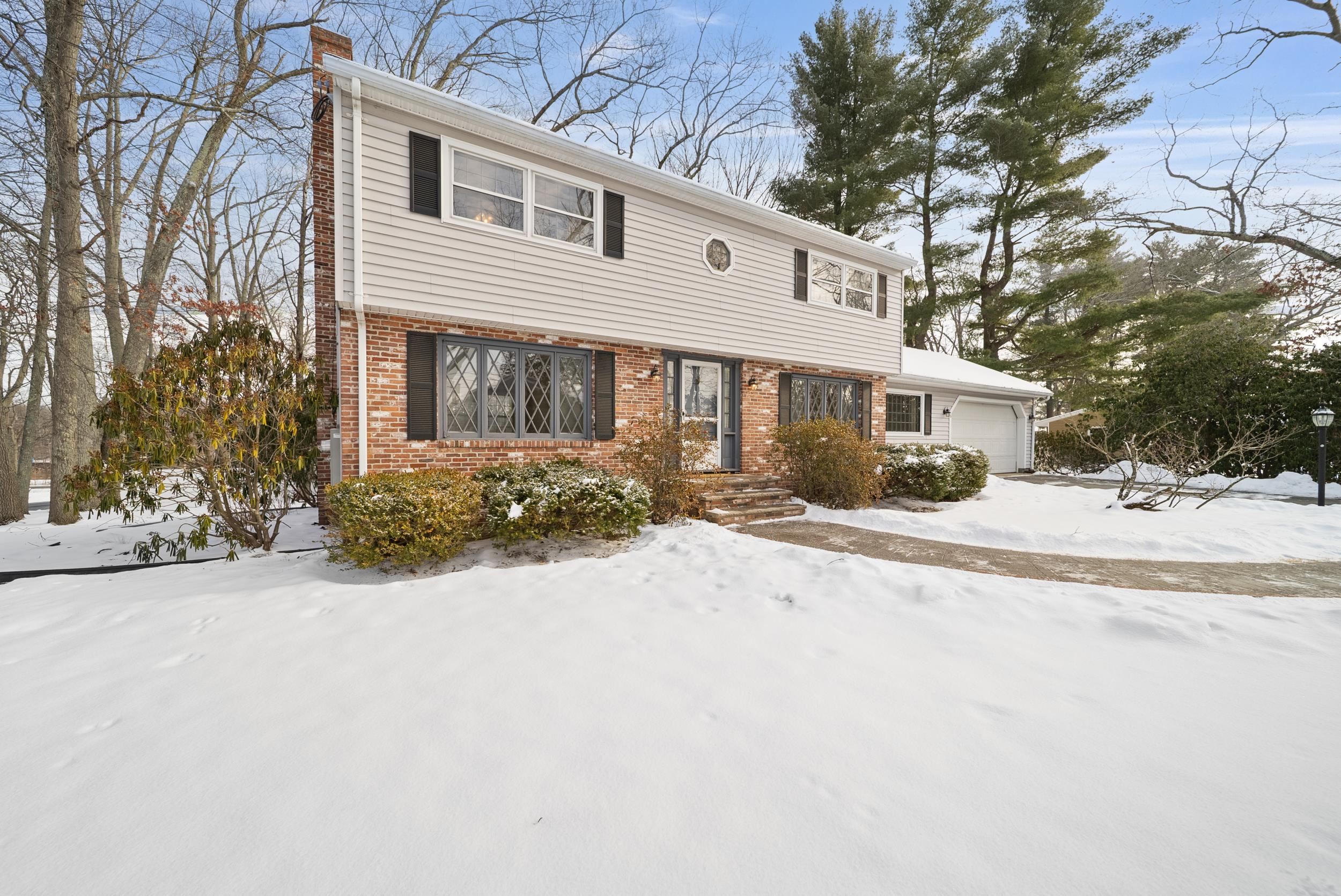 MLS 5073939: 18 Mason Drive, Salem NH