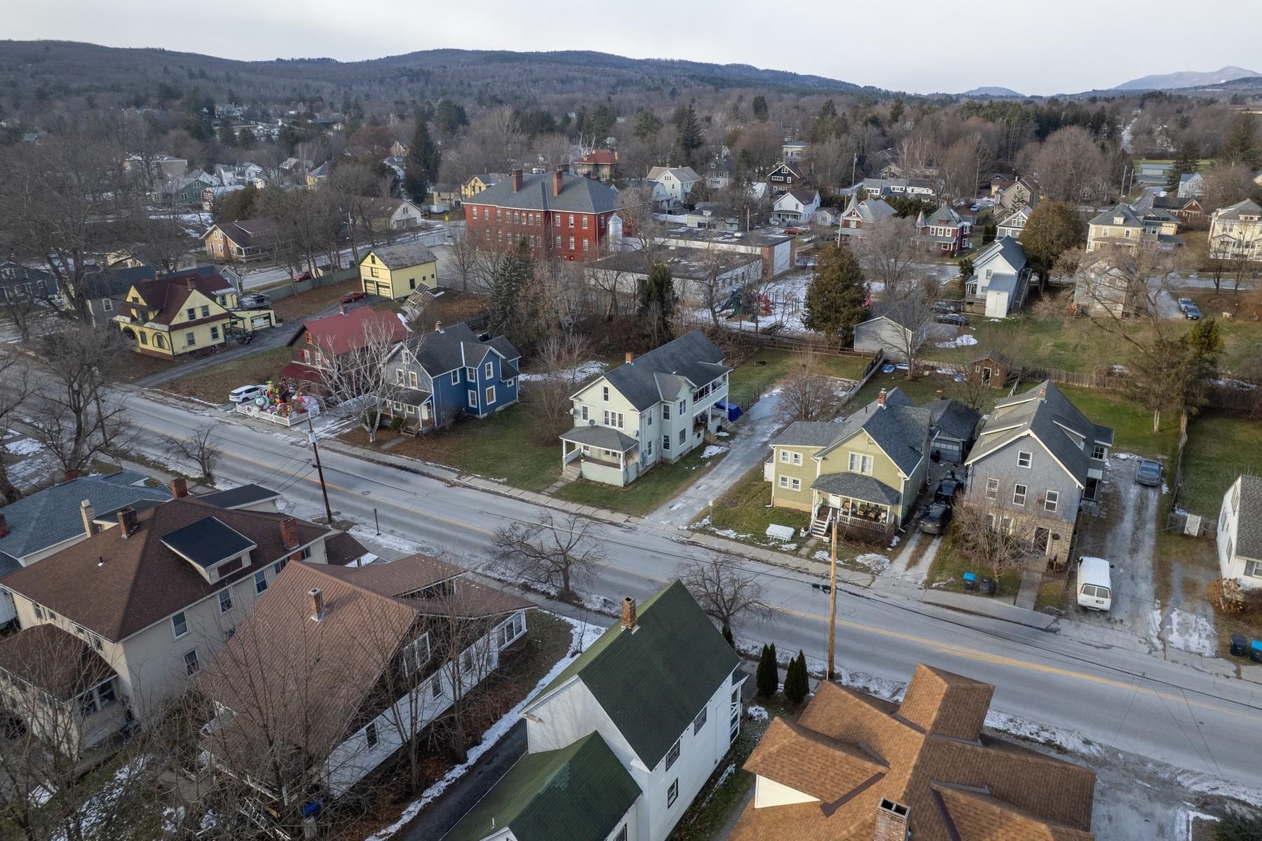 Homes for sale in Rutland City, VT | 21 Crescent St, Rutland City, VT 05701 | MLS# 5074024