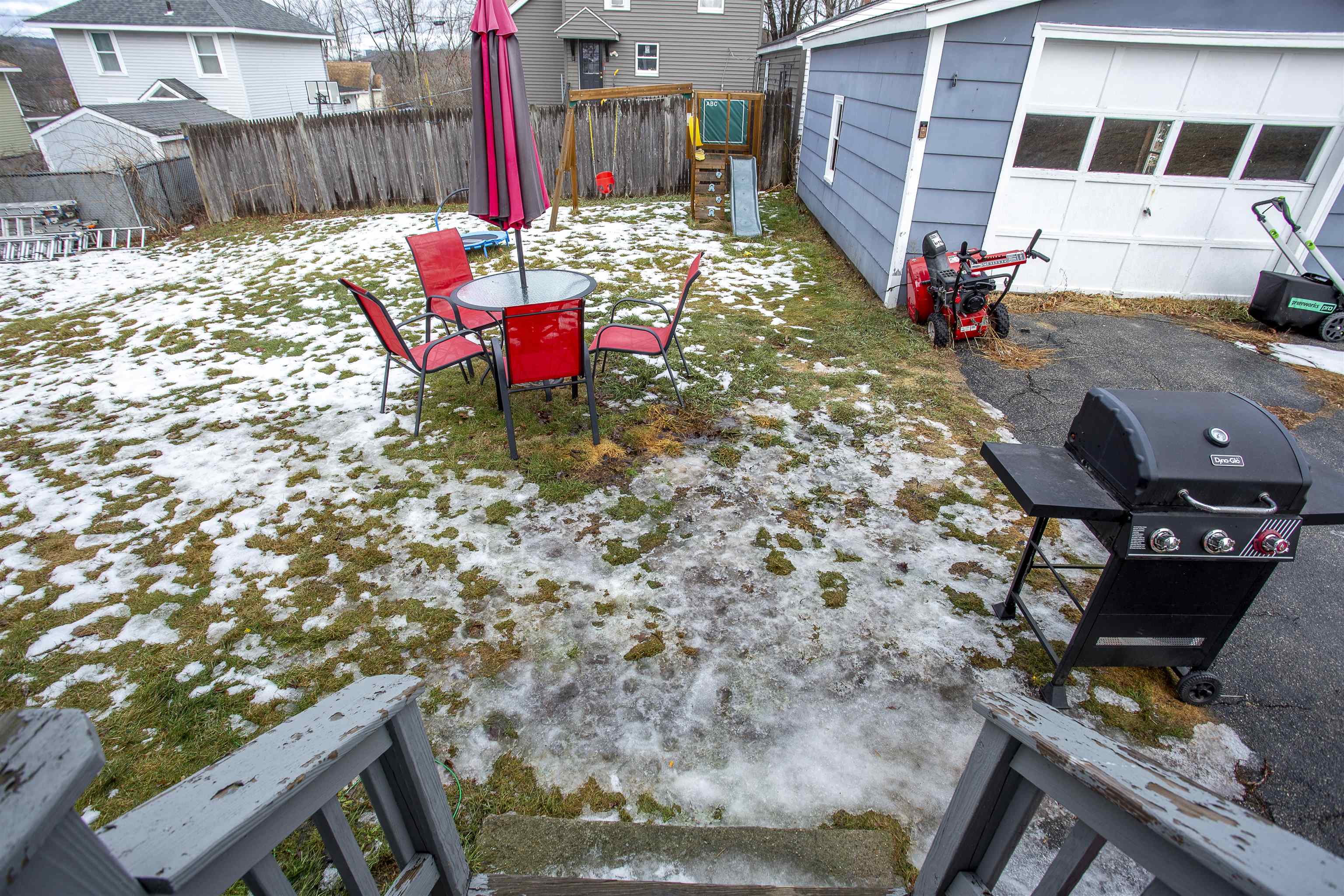 Homes for sale in Allenstown, NH | 15 Whitten St, Allenstown, NH 03275 | MLS# 5074043