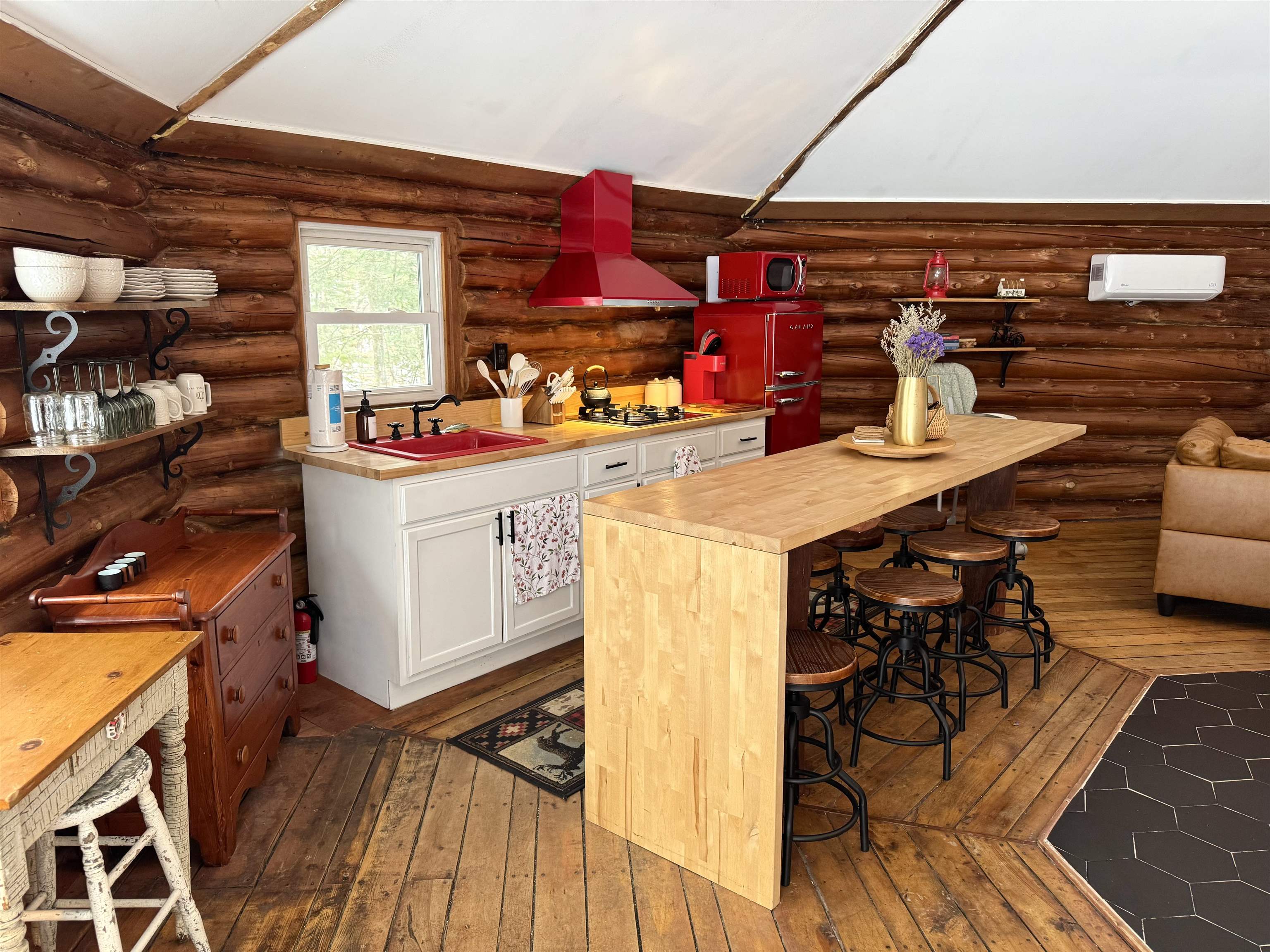 Homes for sale in St. Johnsbury, VT | 438 Old Bradley Rd, St. Johnsbury, VT 05819 | MLS# 5074070