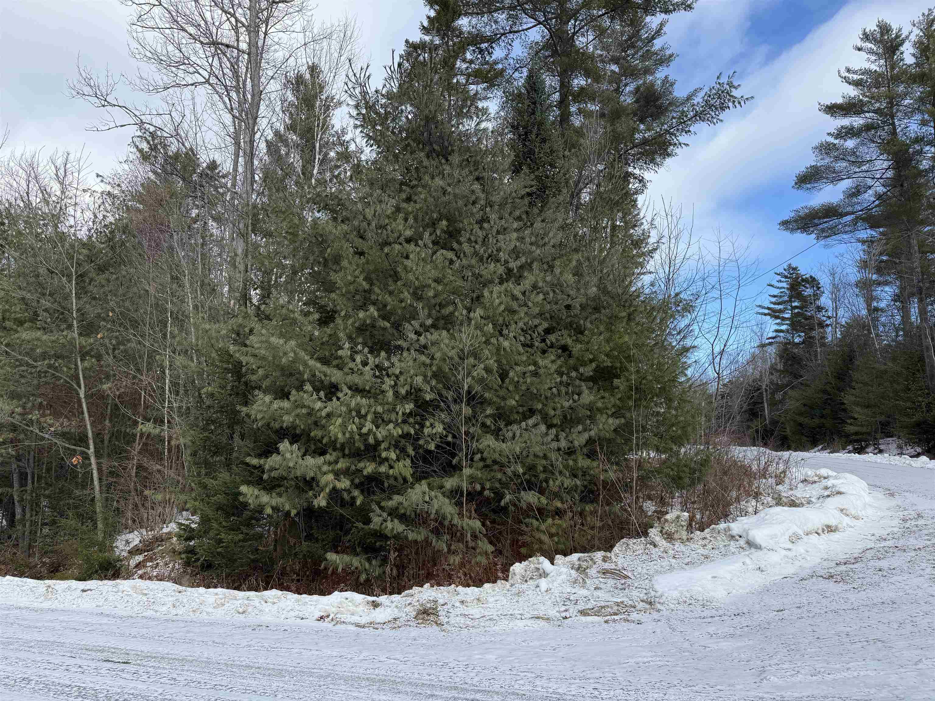 Canaan NH&nbsp;Land for sale $99,500 | 2.44 Acres  | Price Per Acre $0  | Total Lots 6