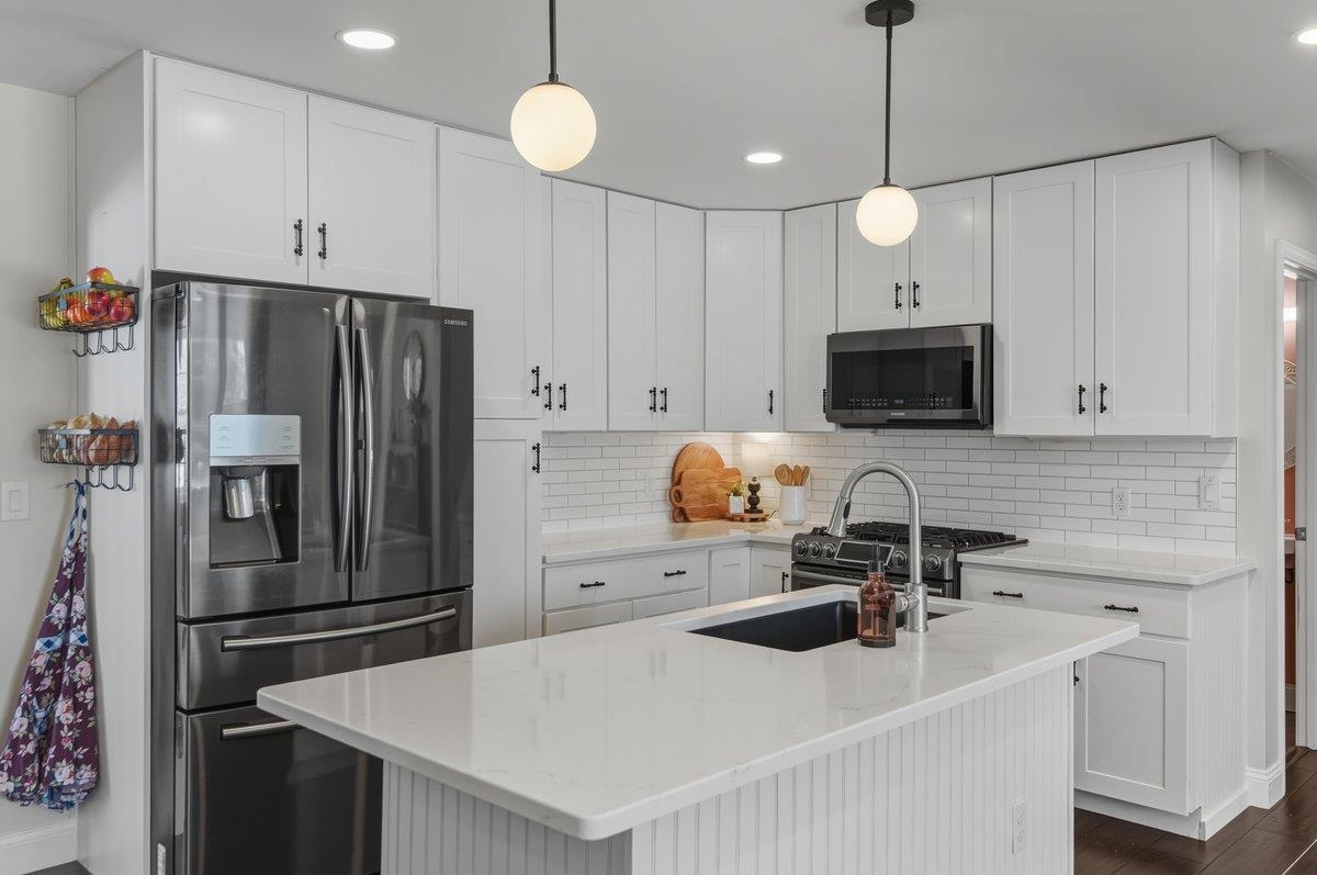 Homes for sale in Swanton, VT | 3 Jones Ct, Swanton, VT 05488 | MLS# 5074381