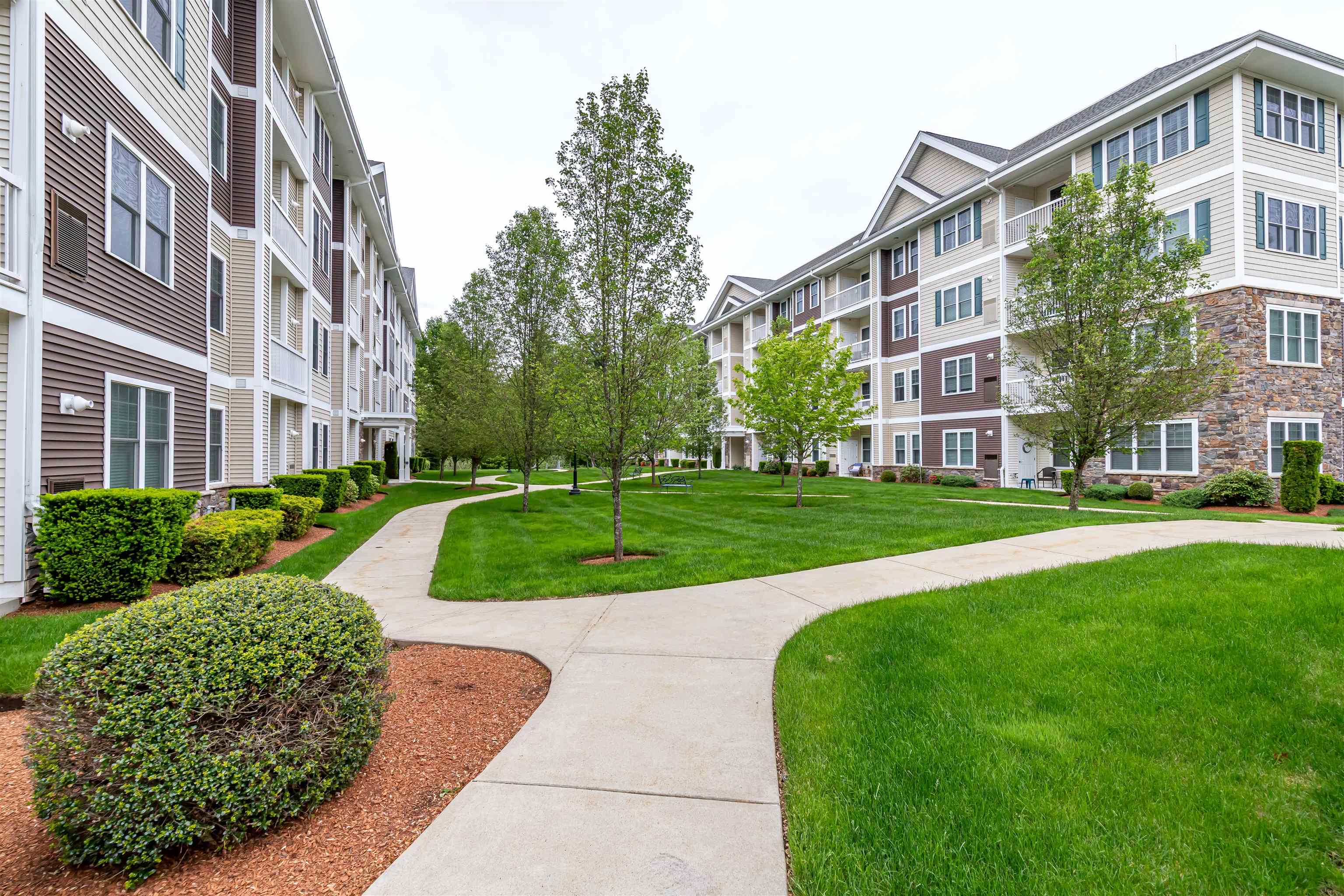 Homes for sale in Salem, NH | 10 Braemoor Woods Rd #300, Salem, NH 03079 | MLS# 5074466