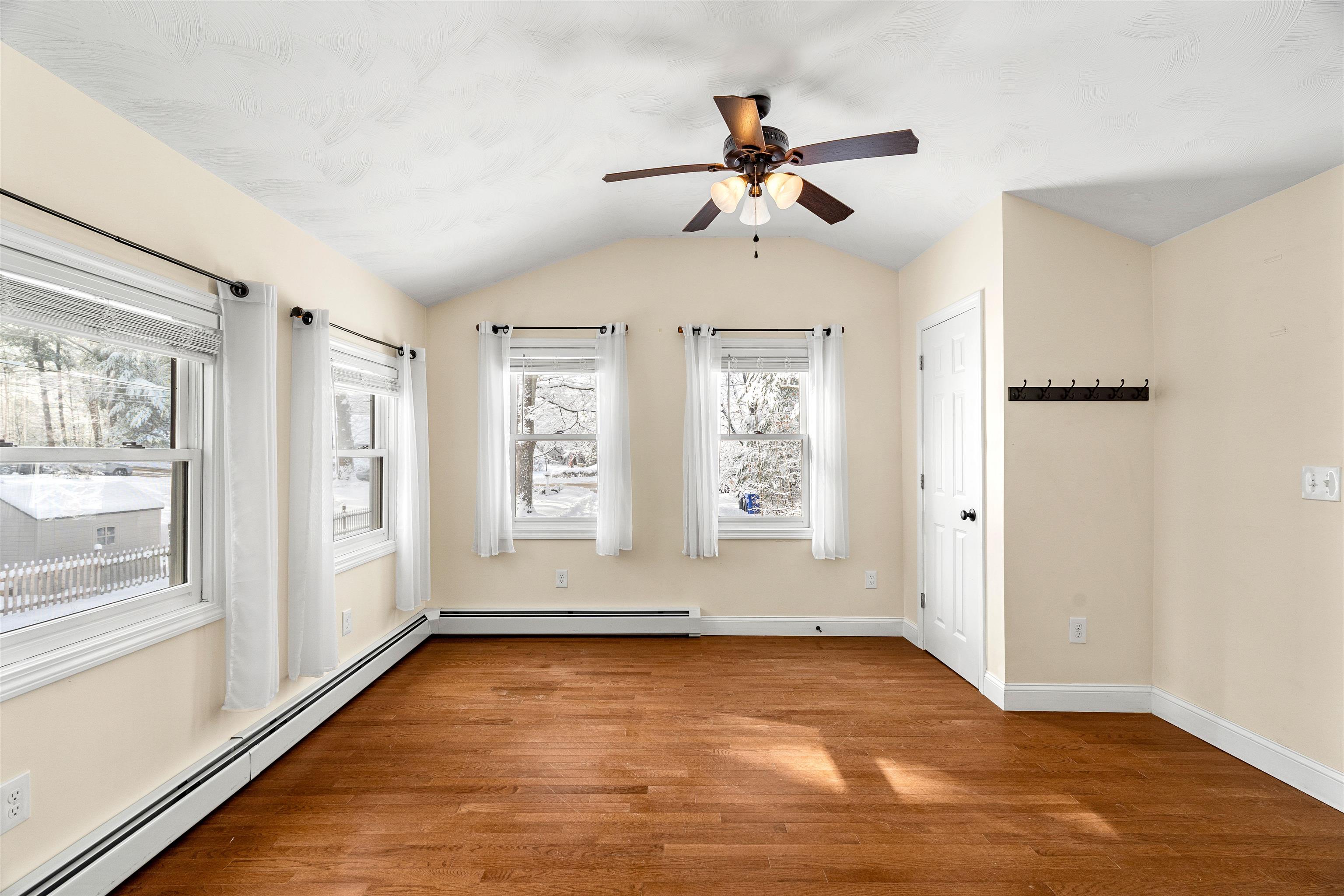 Homes for sale in Hudson, NH | 18 Meadow Dr, Hudson, NH 03051 | MLS# 5074497