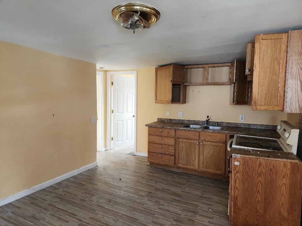 Homes for sale in Claremont, NH | 4 Freedom St, Claremont, NH 03743 | MLS# 5074551