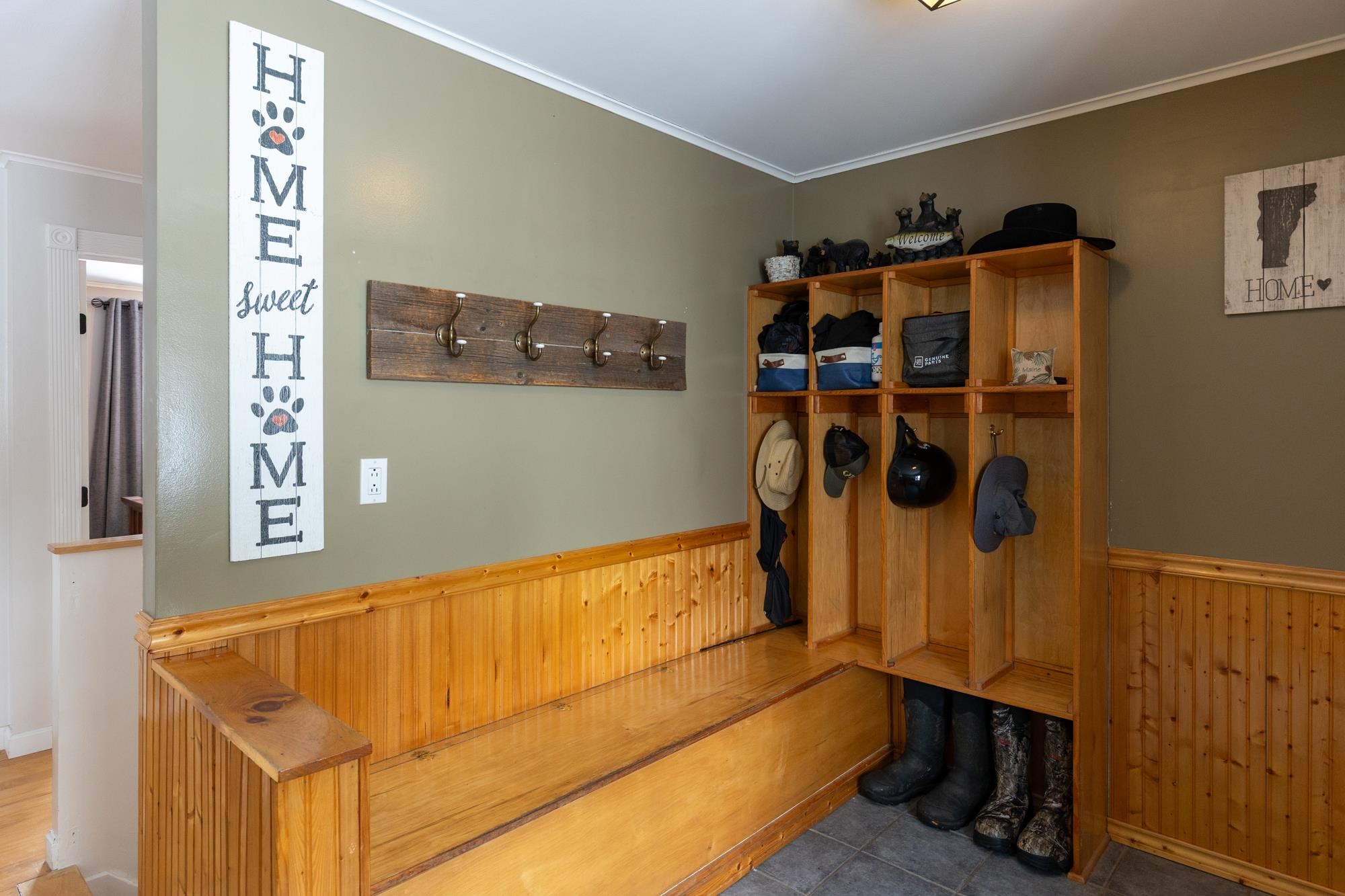 Homes for sale in Milton, VT | 349 Middle Rd, Milton, VT 05468 | MLS# 5074590