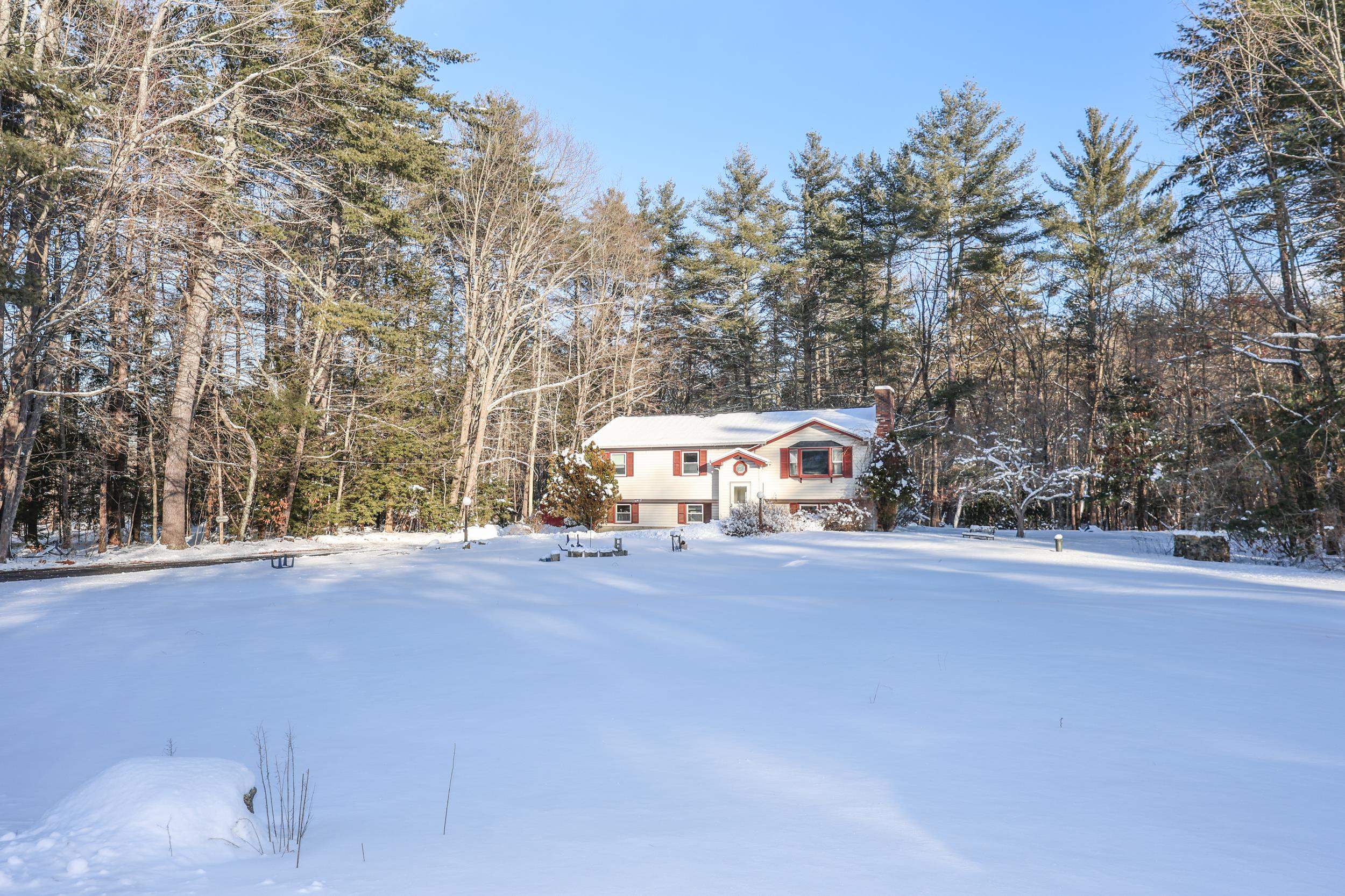 Homes for sale in Bedford, NH | 40 Clifton Rd, Bedford, NH 03110 | MLS# 5074638