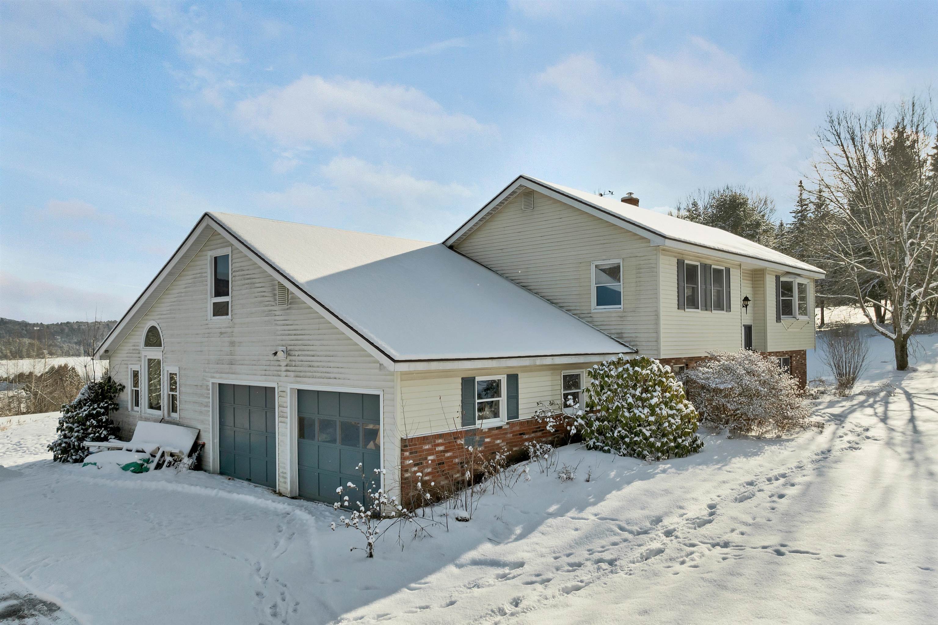 Homes for sale in Lebanon, NH | 48 Manchester Dr, Lebanon, NH 03766 | MLS# 5074649