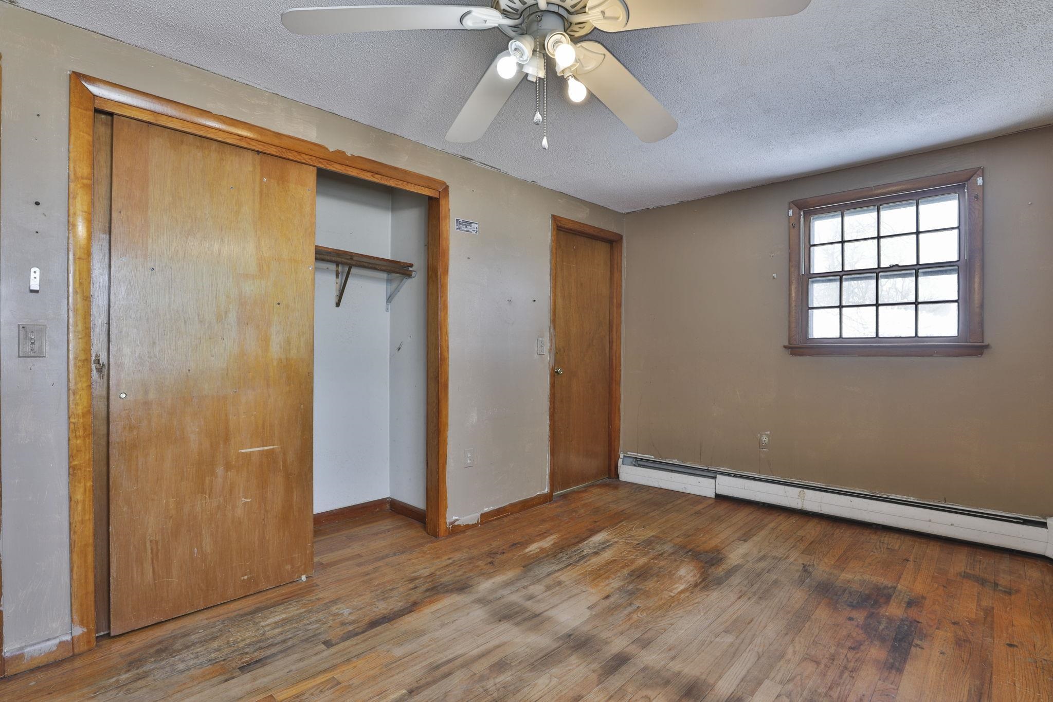 Homes for sale in Hudson, NH | 12 Hemlock St, Hudson, NH 03051 | MLS# 5074664