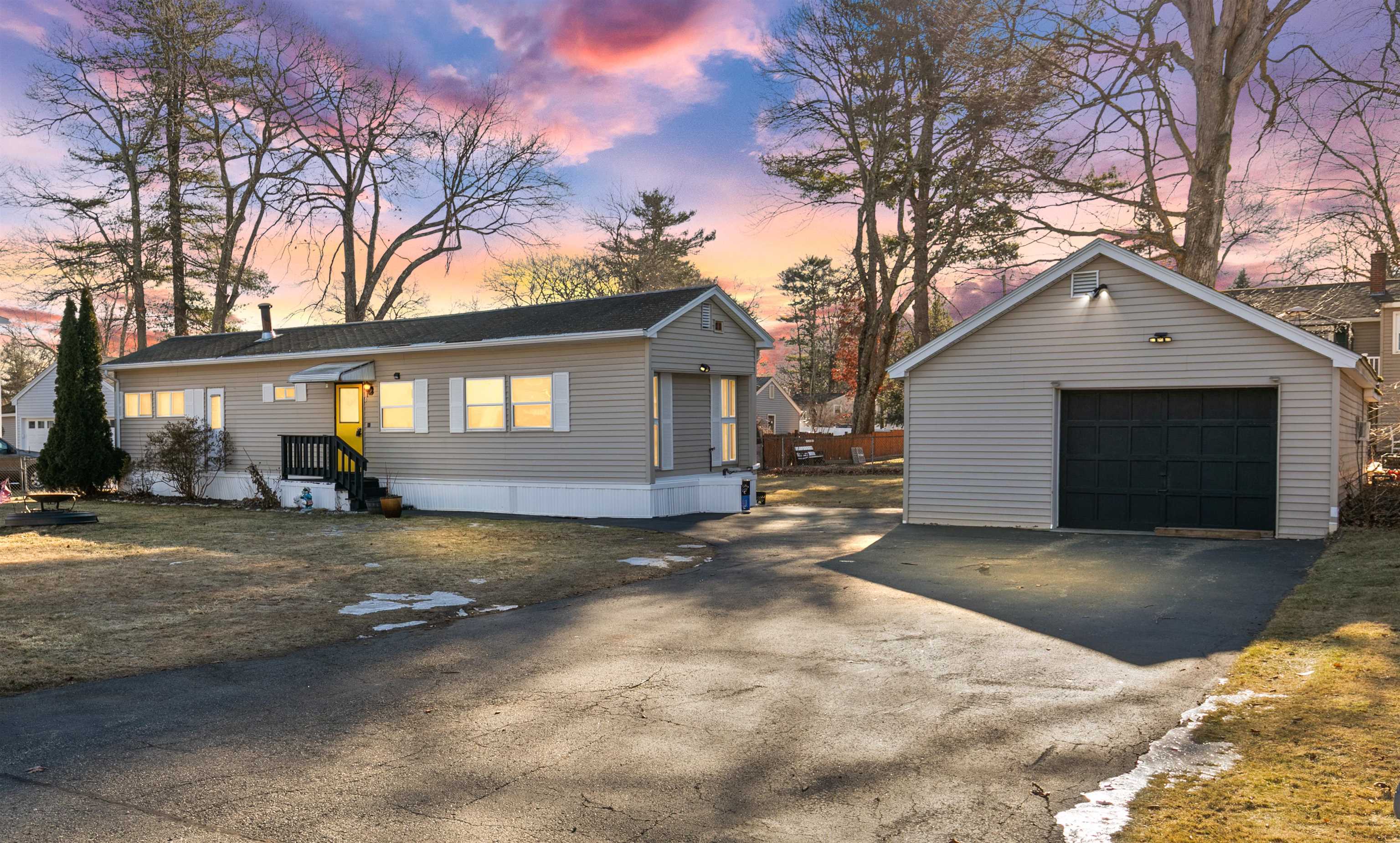 Homes for sale in Salem, NH | 8 Gardner Ave, Salem, NH 03079 | MLS# 5074671