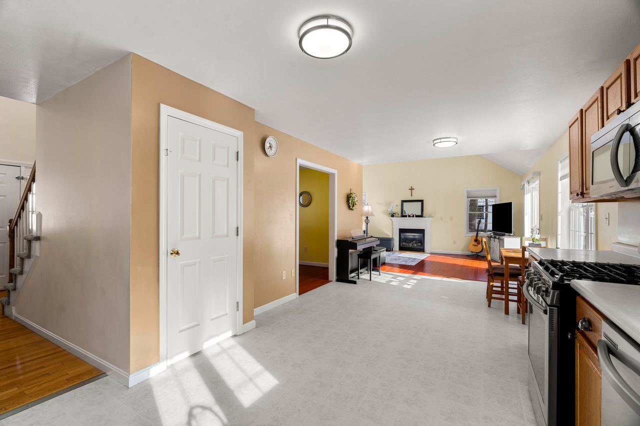 Homes for sale in Amherst, NH | 1 Patricia Ln, Amherst, NH 03031 | MLS# 5074710