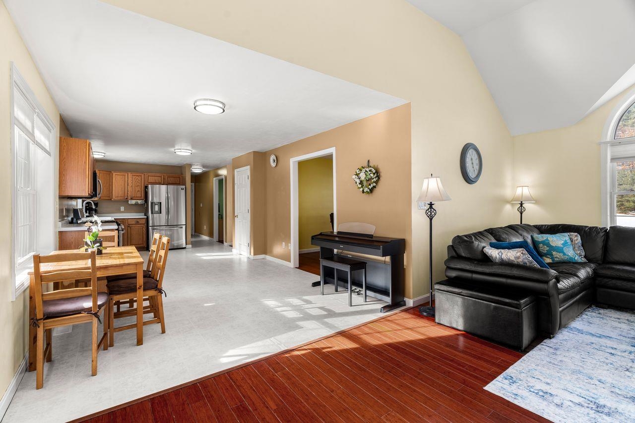 Homes for sale in Amherst, NH | 1 Patricia Ln, Amherst, NH 03031 | MLS# 5074710