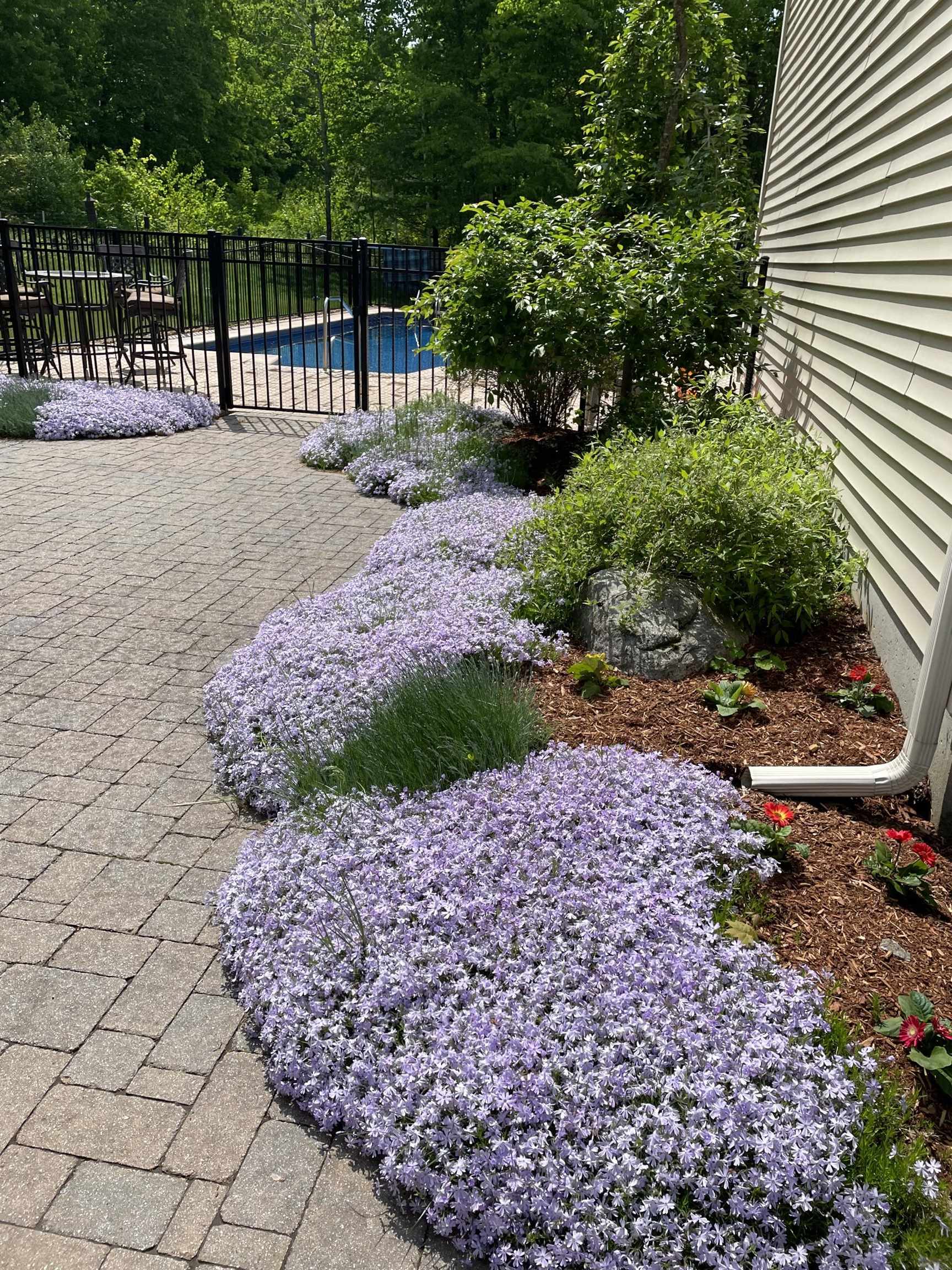 Homes for sale in Hooksett, NH | 5 Thistle Ln, Hooksett, NH 03106 | MLS# 5074722