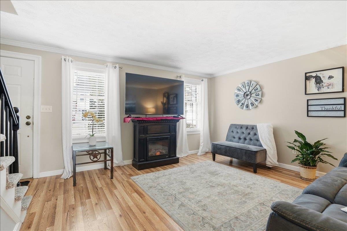 Homes for sale in Nashua, NH | 43 Hawkstead Holw, Nashua, NH 03063 | MLS# 5074723