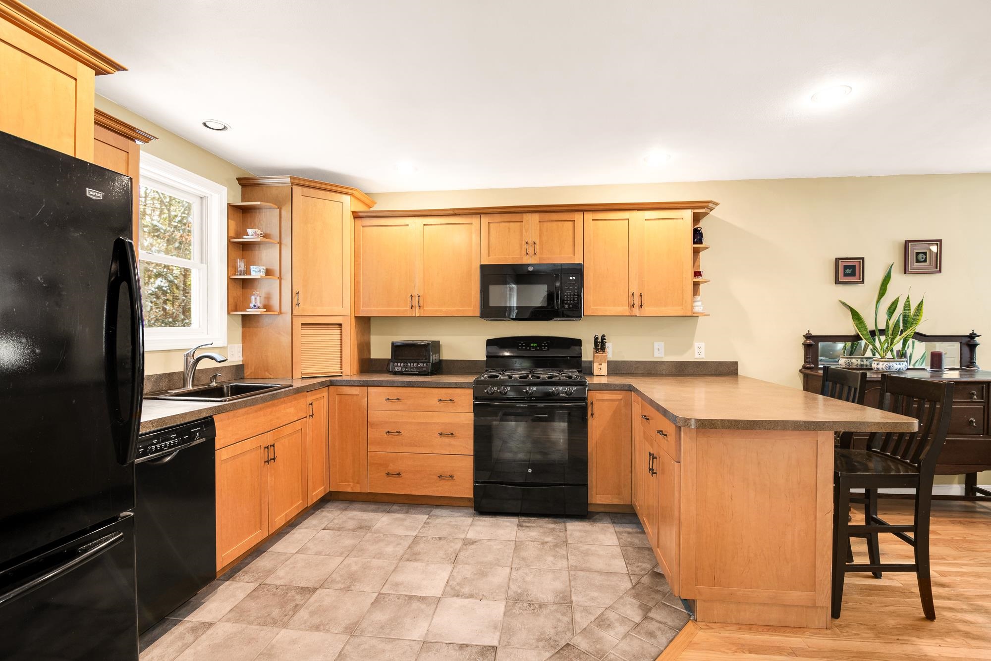 Homes for sale in Rochester, NH | 12 Isabelle Ln, Rochester, NH 03867 | MLS# 5074729