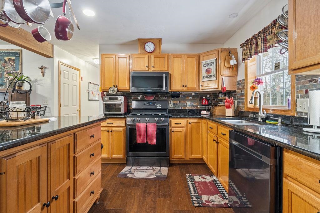 Homes for sale in Barnstead, NH | 1027 Suncook Valley Rd, Barnstead, NH 03225 | MLS# 5074756