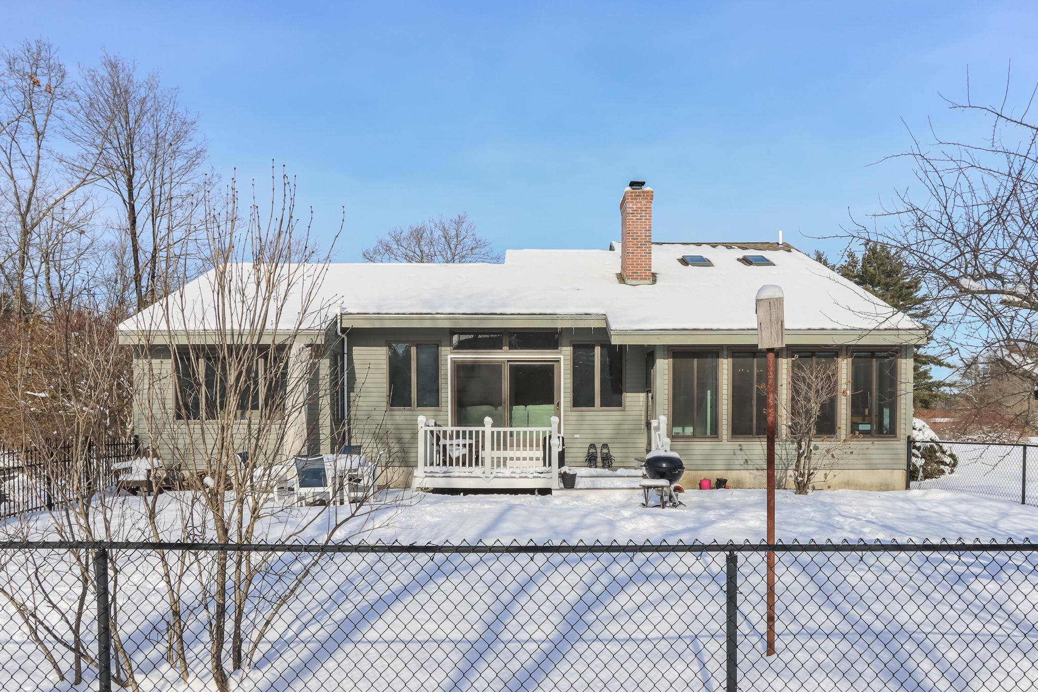 Homes for sale in Goffstown, NH | 69 Bog Rd, Goffstown, NH 03045 | MLS# 5074768