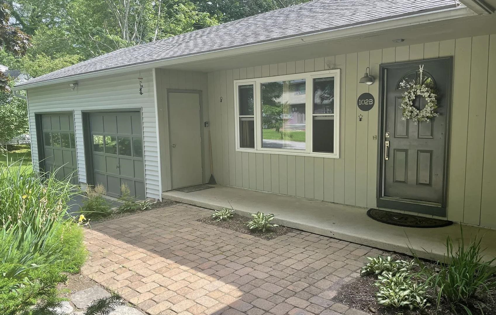 Homes for sale in Shelburne, VT | 102 Juniper Rdg, Shelburne, VT 05403 | MLS# 5074773