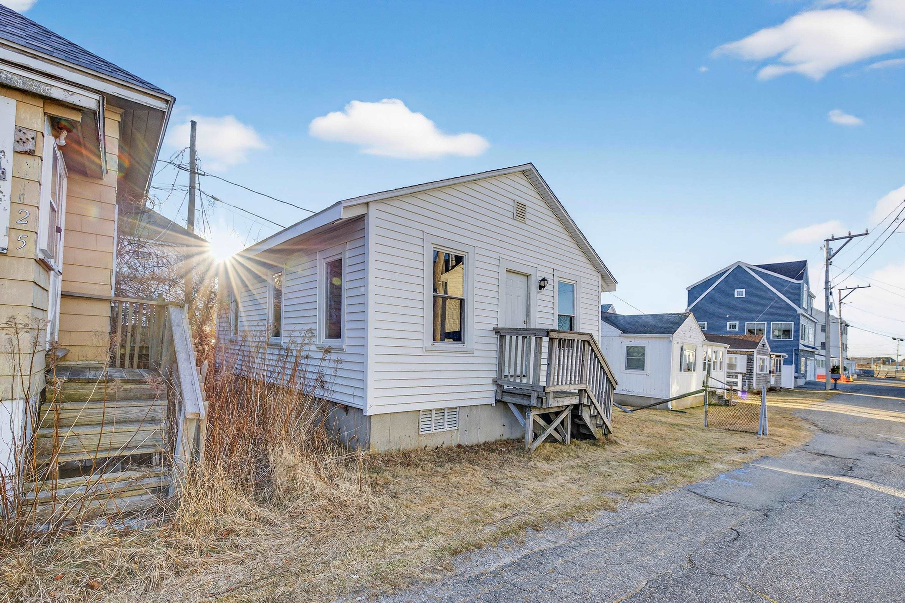 Homes for sale in Hampton, NH | 27 Kentville Ter, Hampton, NH 03842 | MLS# 5074803