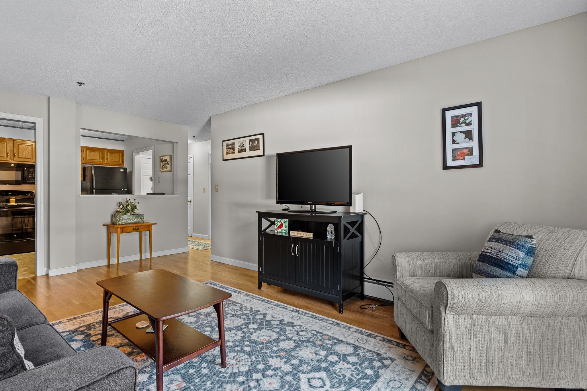 Homes for sale in Manchester, NH | 490 River Rd #13, Manchester, NH 03104 | MLS# 5074807