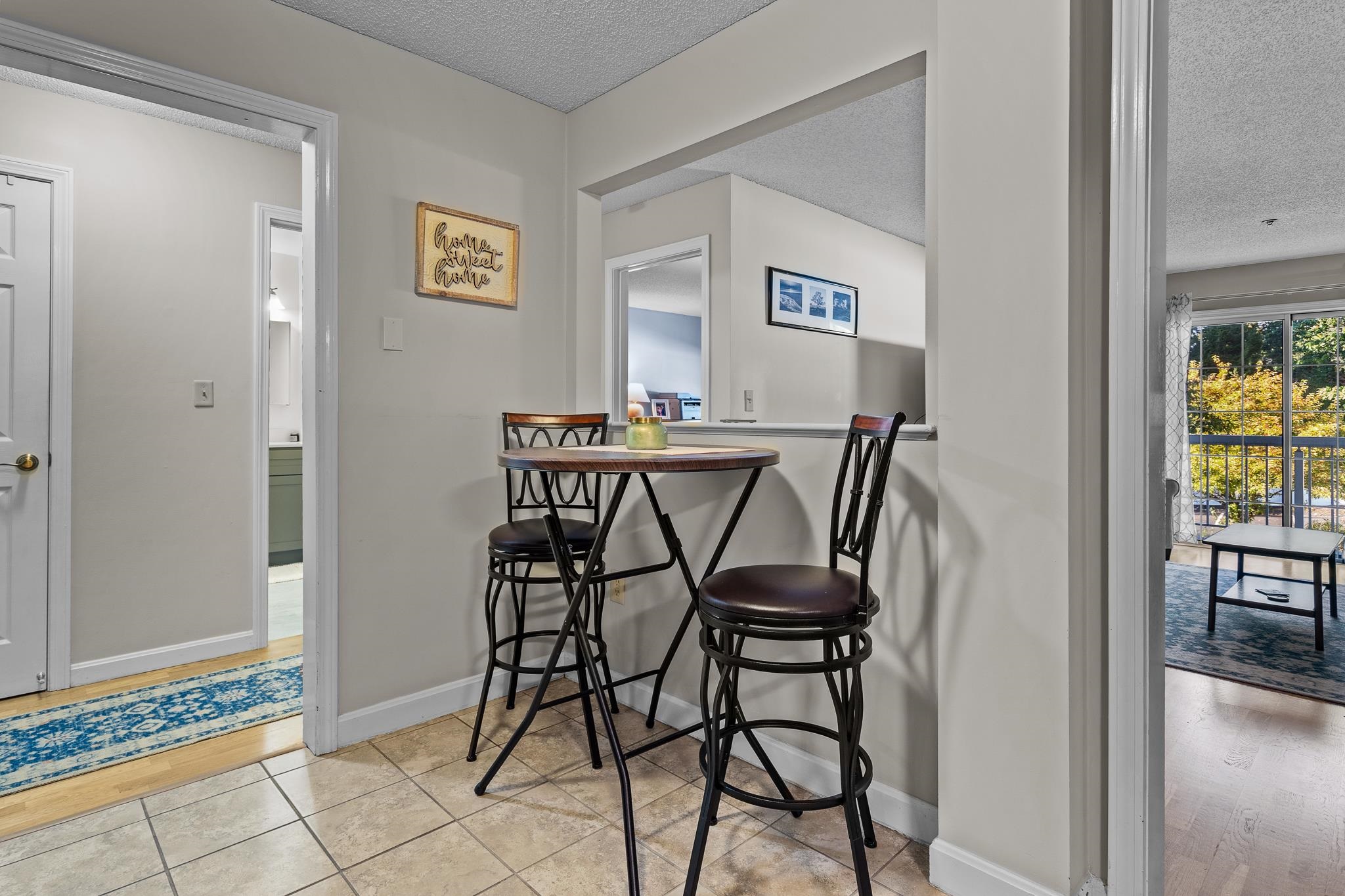 Homes for sale in Manchester, NH | 490 River Rd #13, Manchester, NH 03104 | MLS# 5074807