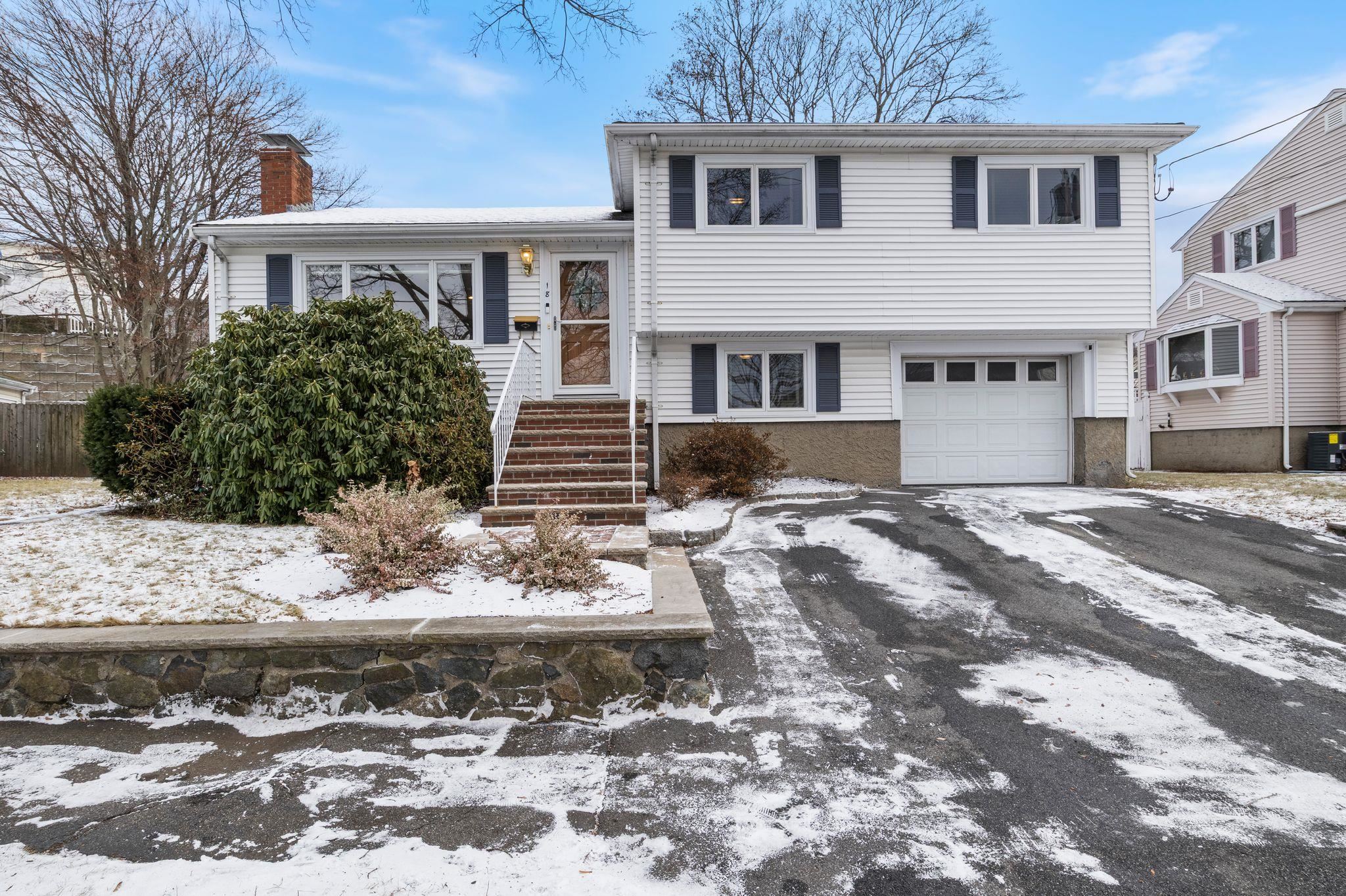 Homes for sale in Peabody, MA | 18 Kittredge St, Peabody, MA 01960 | MLS# 5074809