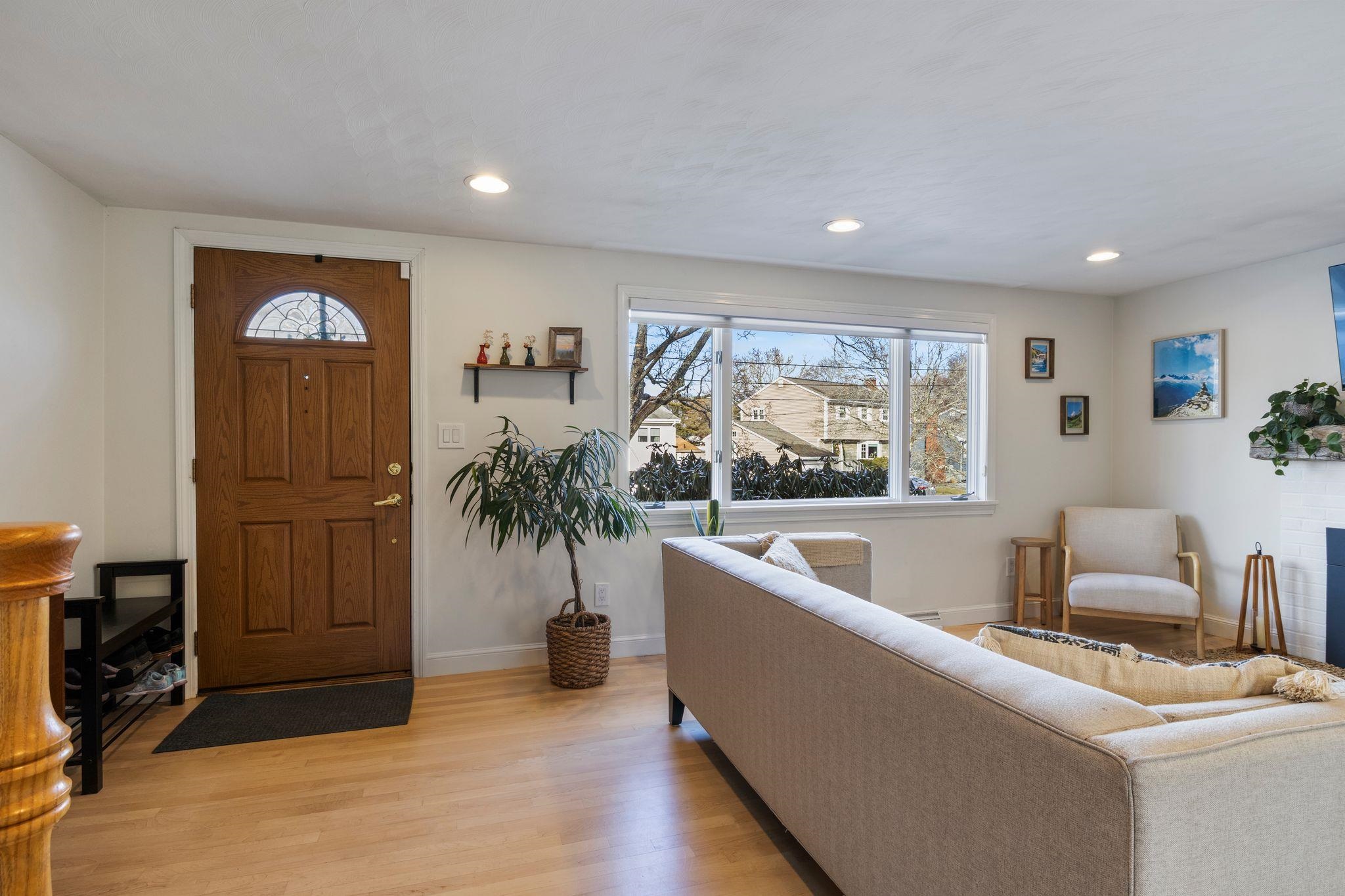 Homes for sale in Peabody, MA | 18 Kittredge St, Peabody, MA 01960 | MLS# 5074809