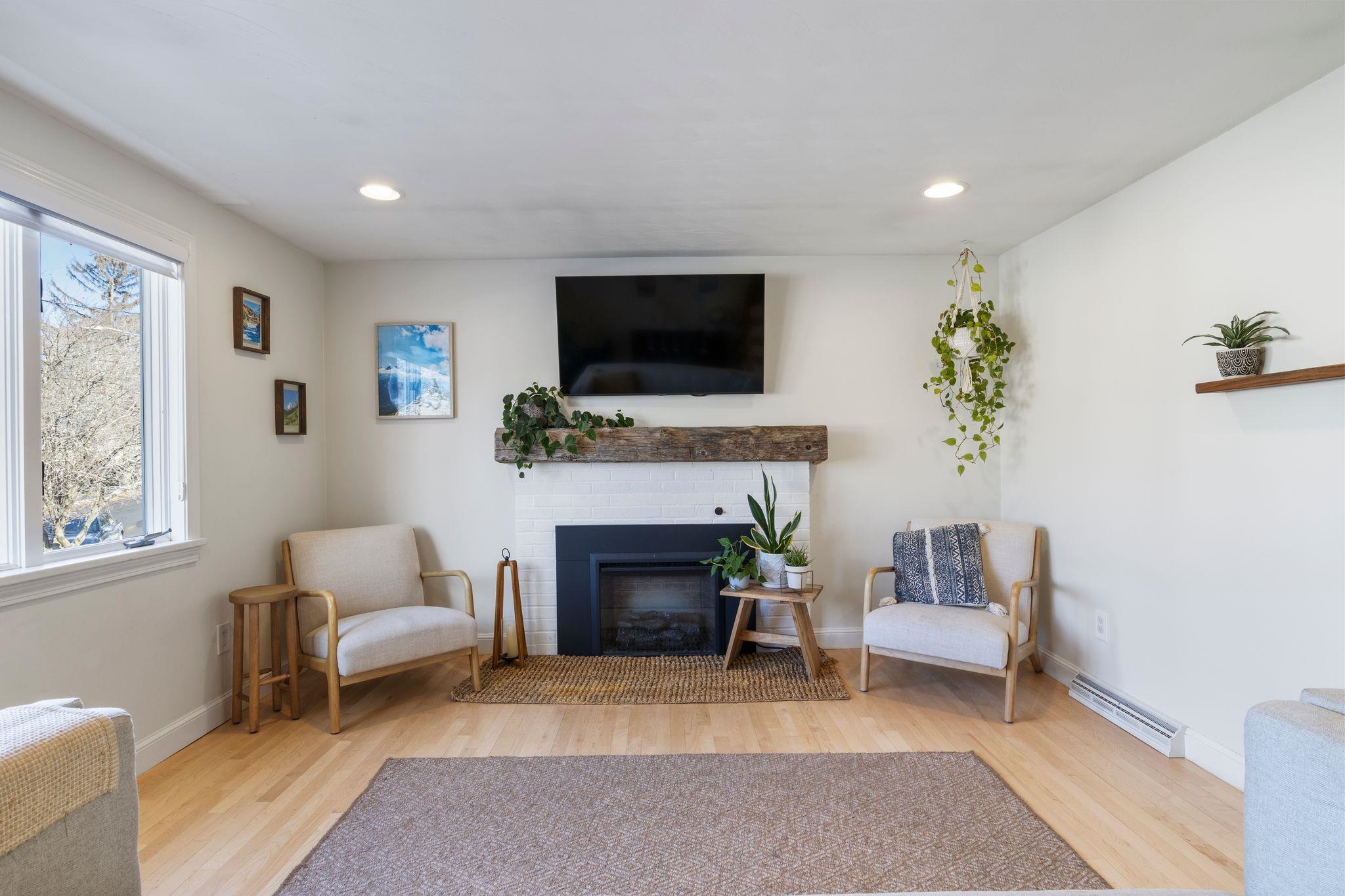 Homes for sale in Peabody, MA | 18 Kittredge St, Peabody, MA 01960 | MLS# 5074809