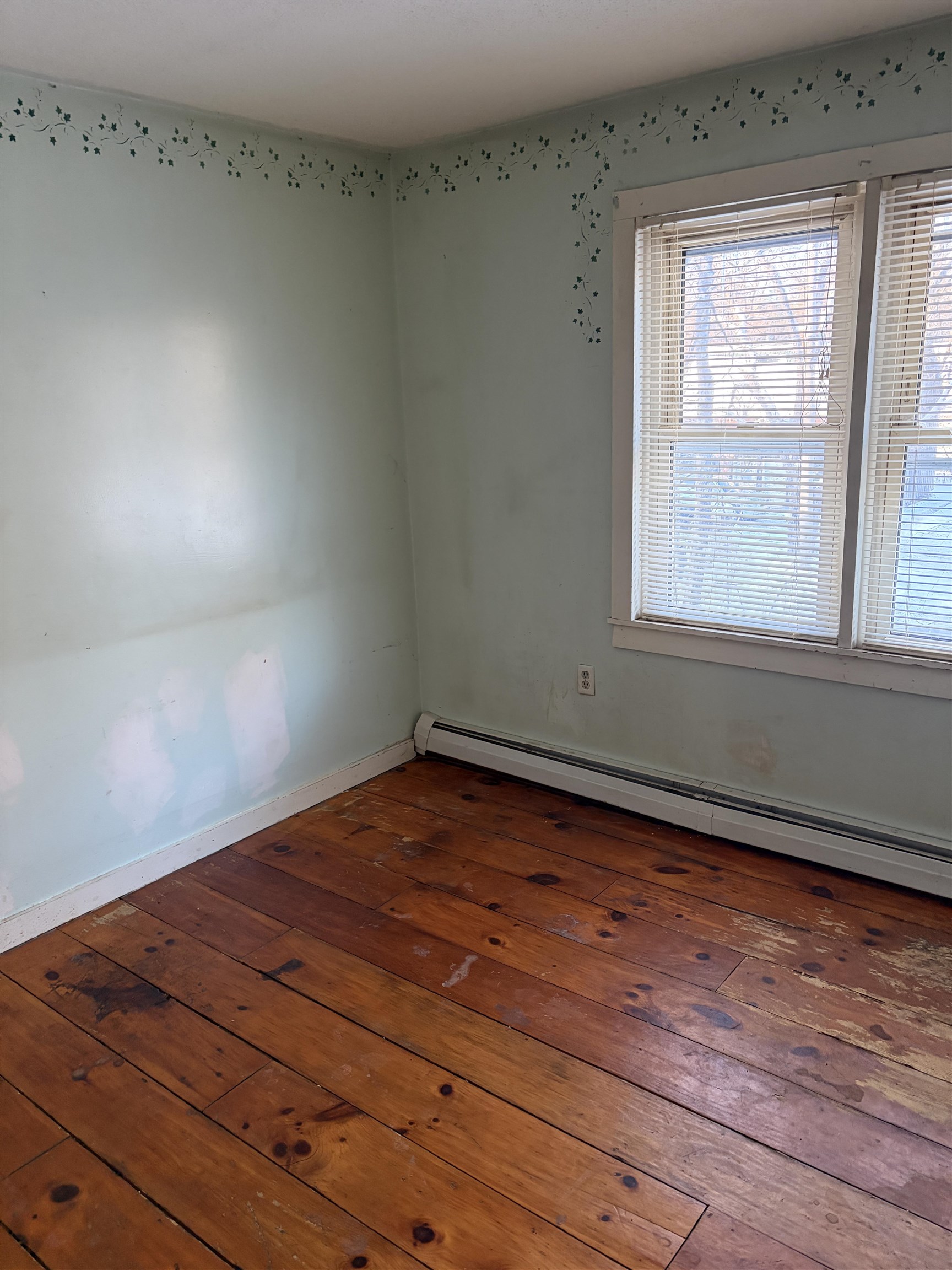 Homes for sale in Swanzey, NH | 47 Taft Rd, Swanzey, NH 03446 | MLS# 5074821