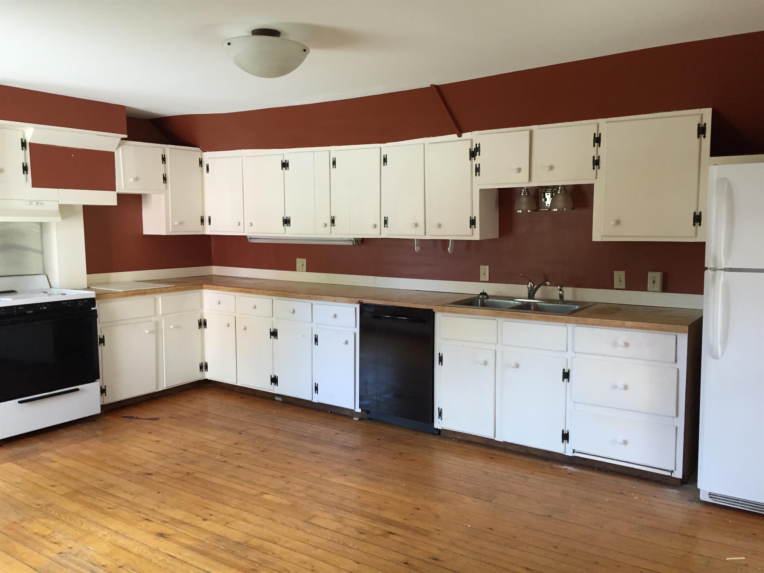 Homes for sale in Morristown, VT | 139 Park St, Morristown, VT 05661 | MLS# 5074836