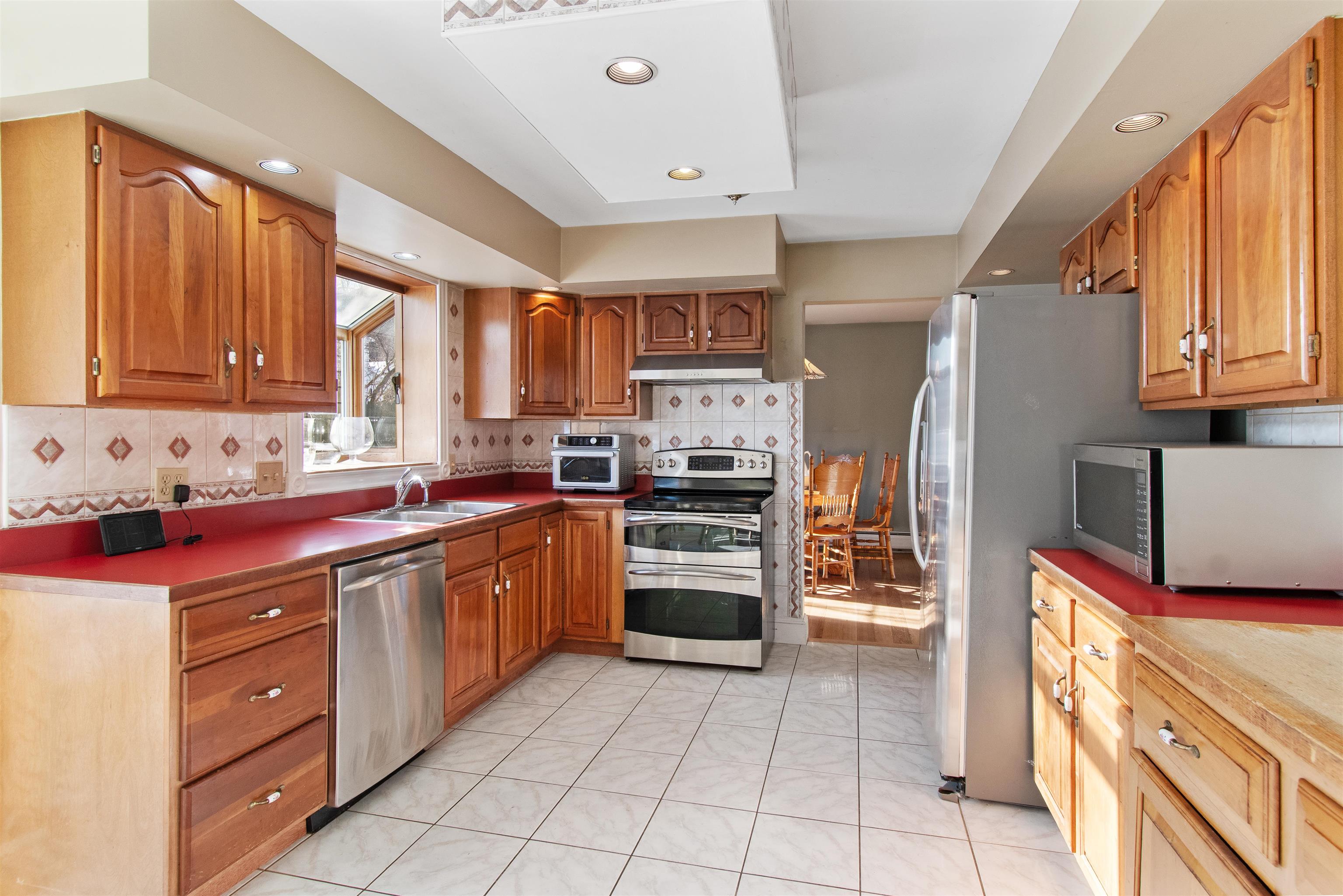 Homes for sale in St. Albans Town, VT | 7 Bay View Dr, St. Albans Town, VT 05478 | MLS# 5074846